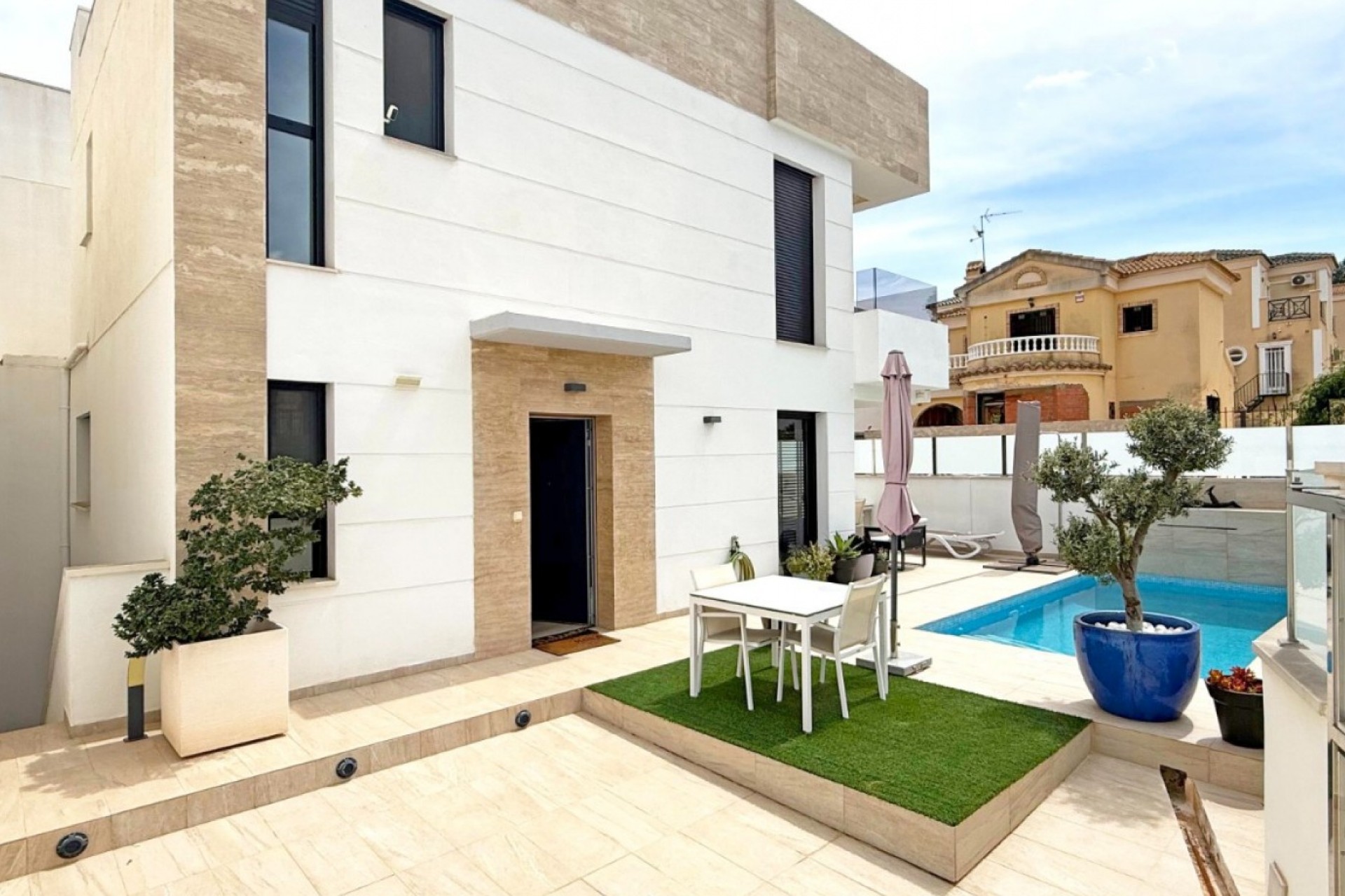 Reventa - Villa -
Orihuela Costa - Costa Blanca