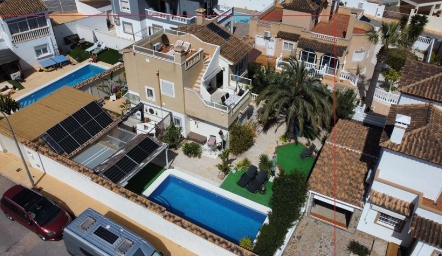 Reventa - Villa -
Orihuela Costa - Costa Blanca