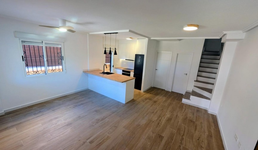 Reventa - Villa -
Orihuela Costa - Costa Blanca