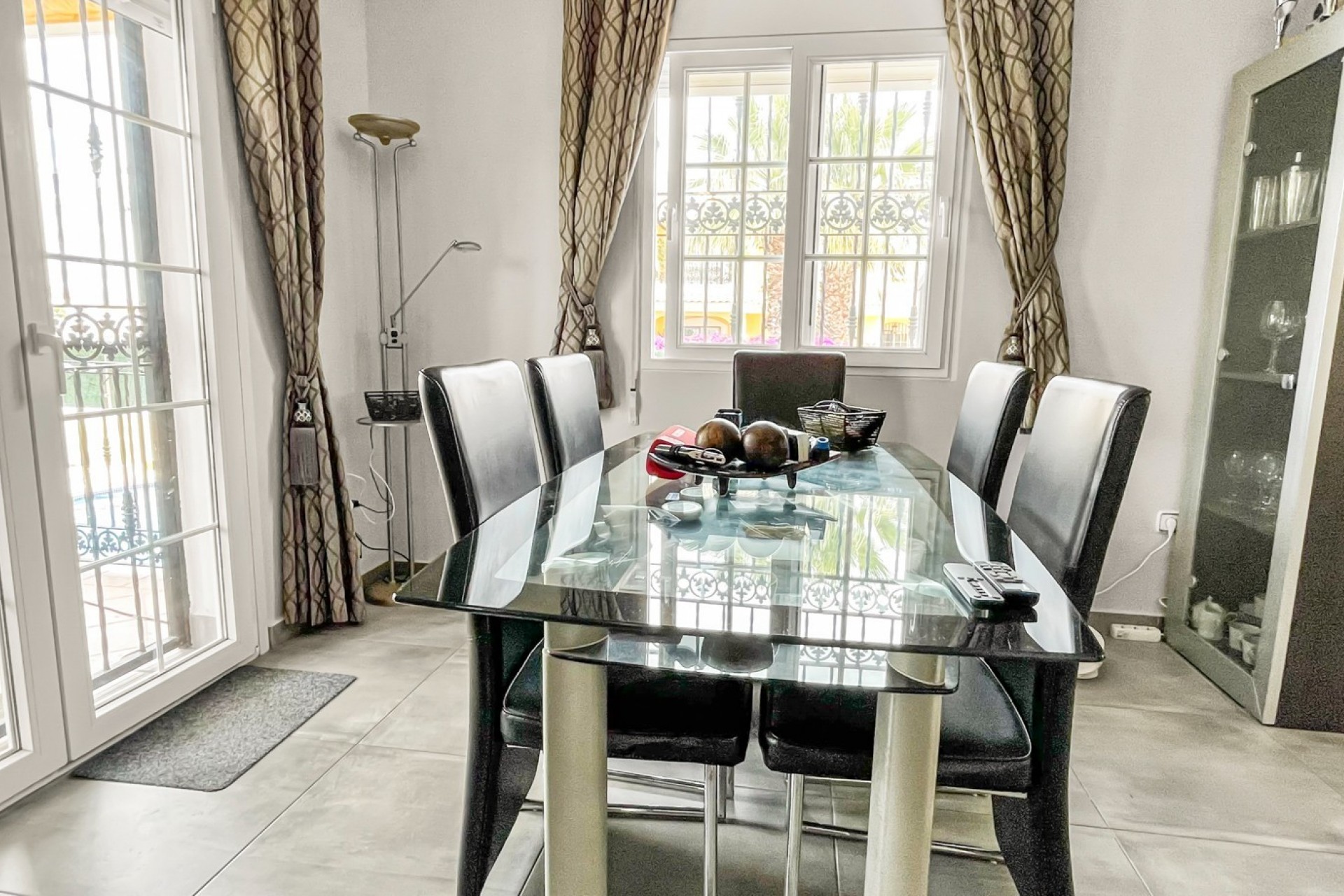 Reventa - Villa -
Orihuela Costa - Costa Blanca