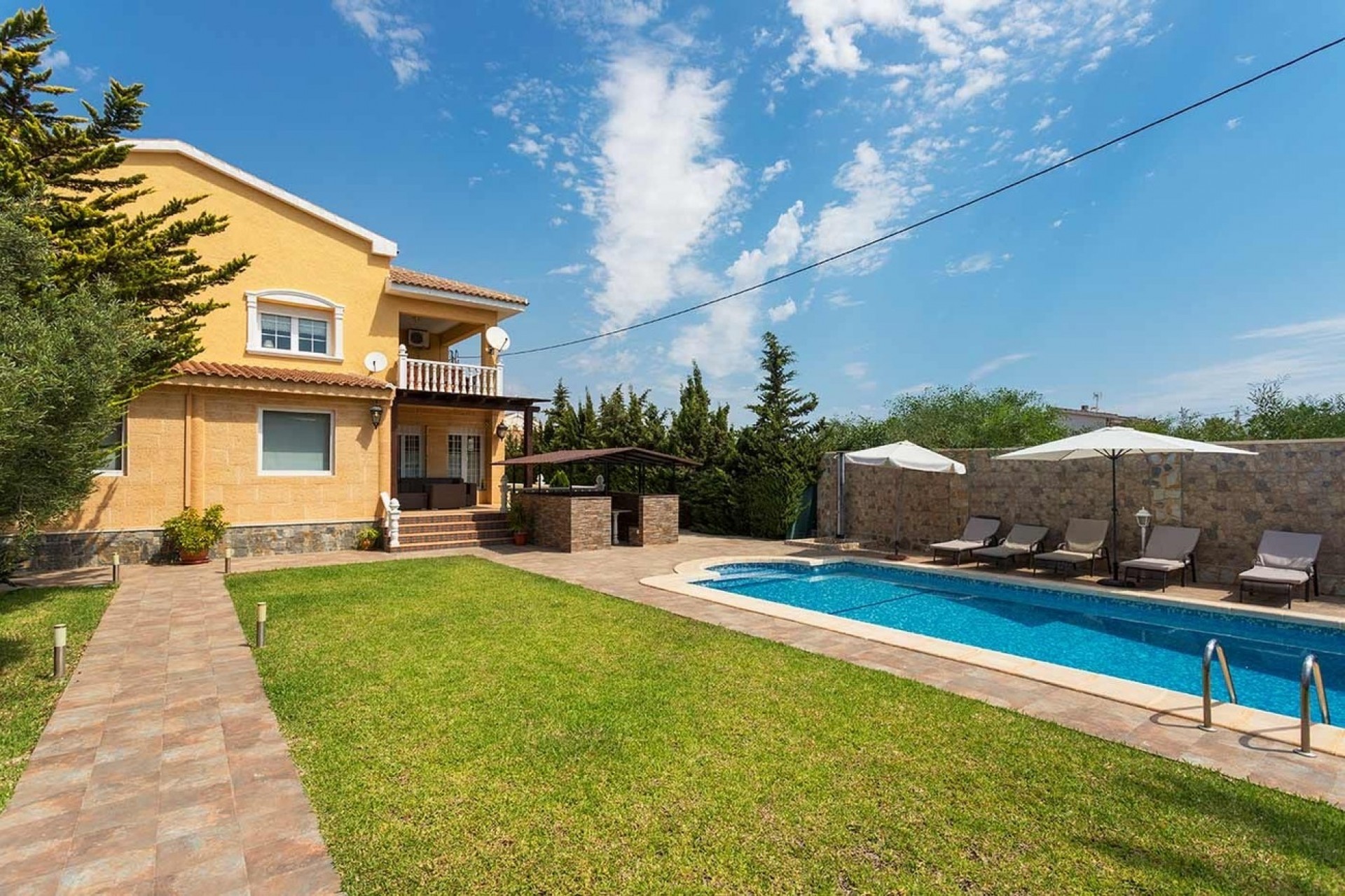Reventa - Villa -
Orihuela Costa - Costa Blanca
