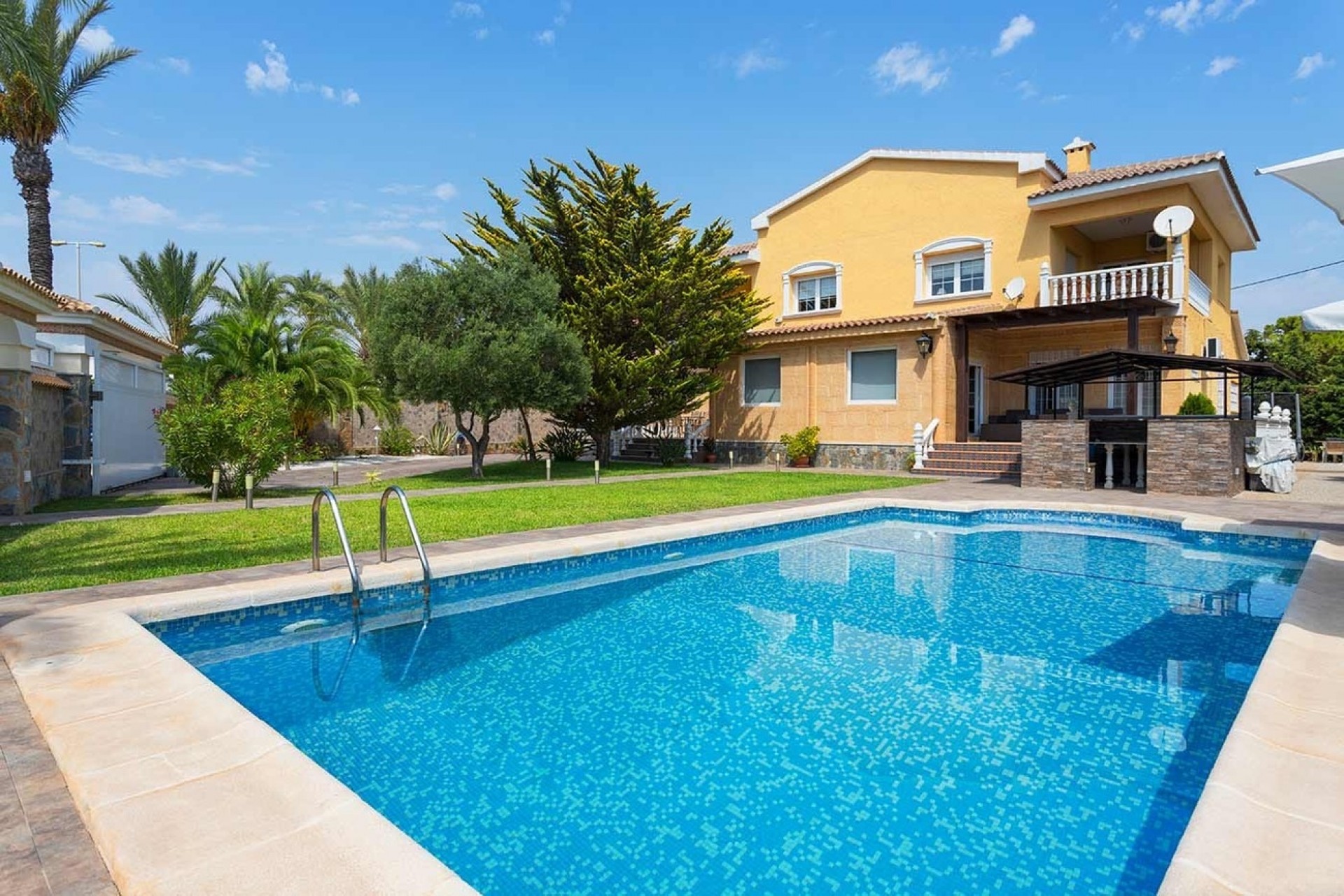 Reventa - Villa -
Orihuela Costa - Costa Blanca