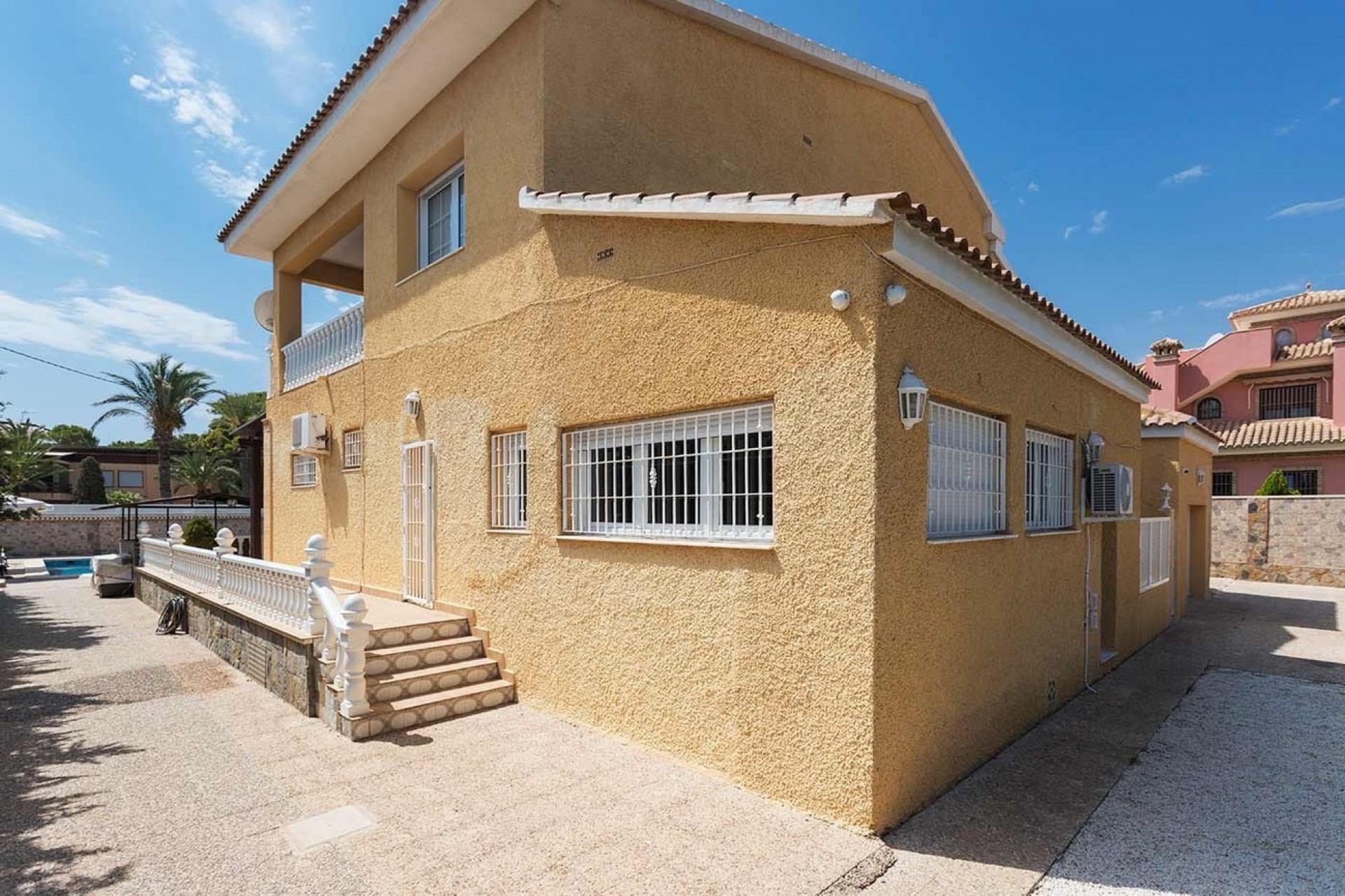 Reventa - Villa -
Orihuela Costa - Costa Blanca