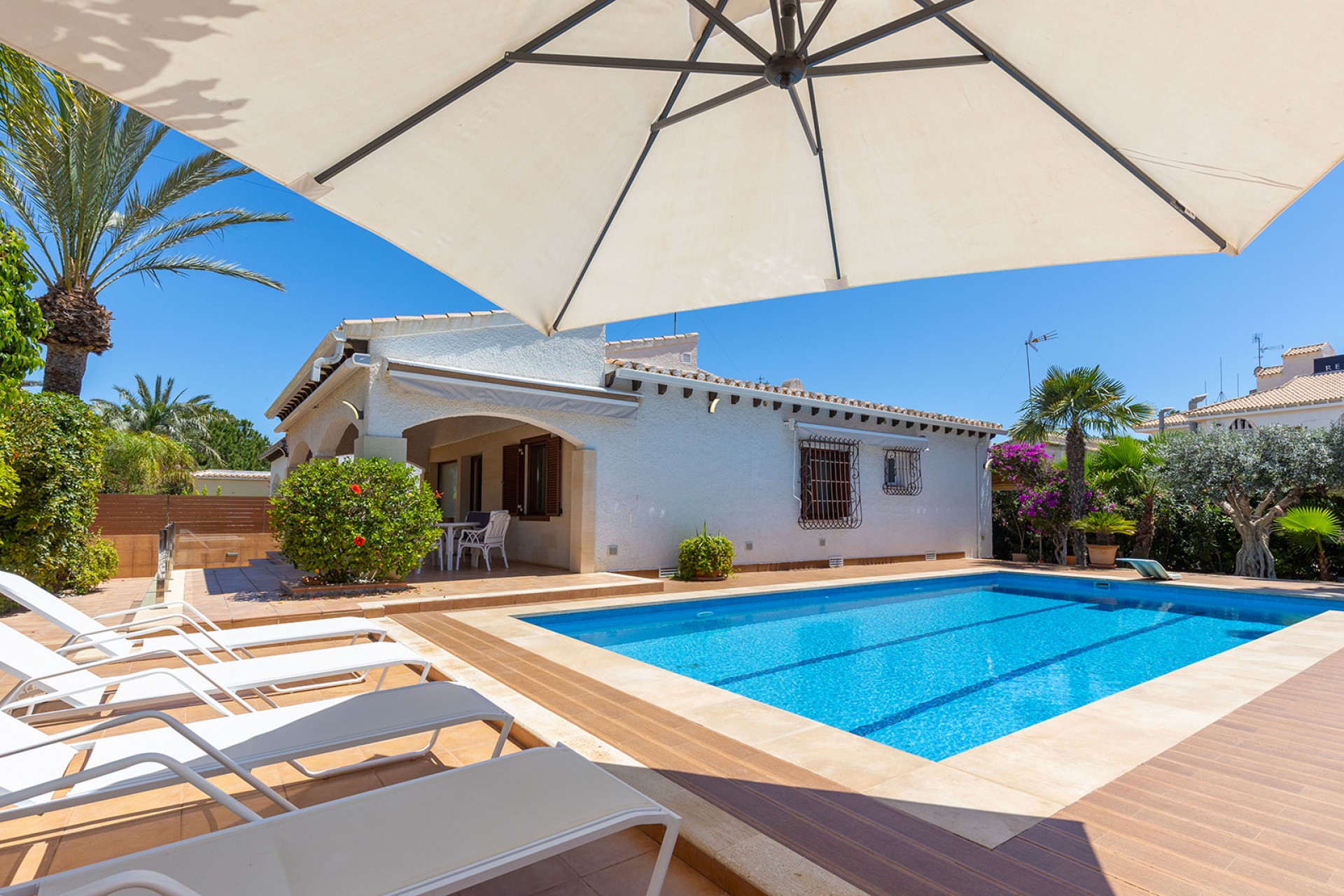 Reventa - Villa -
Orihuela Costa - Costa Blanca