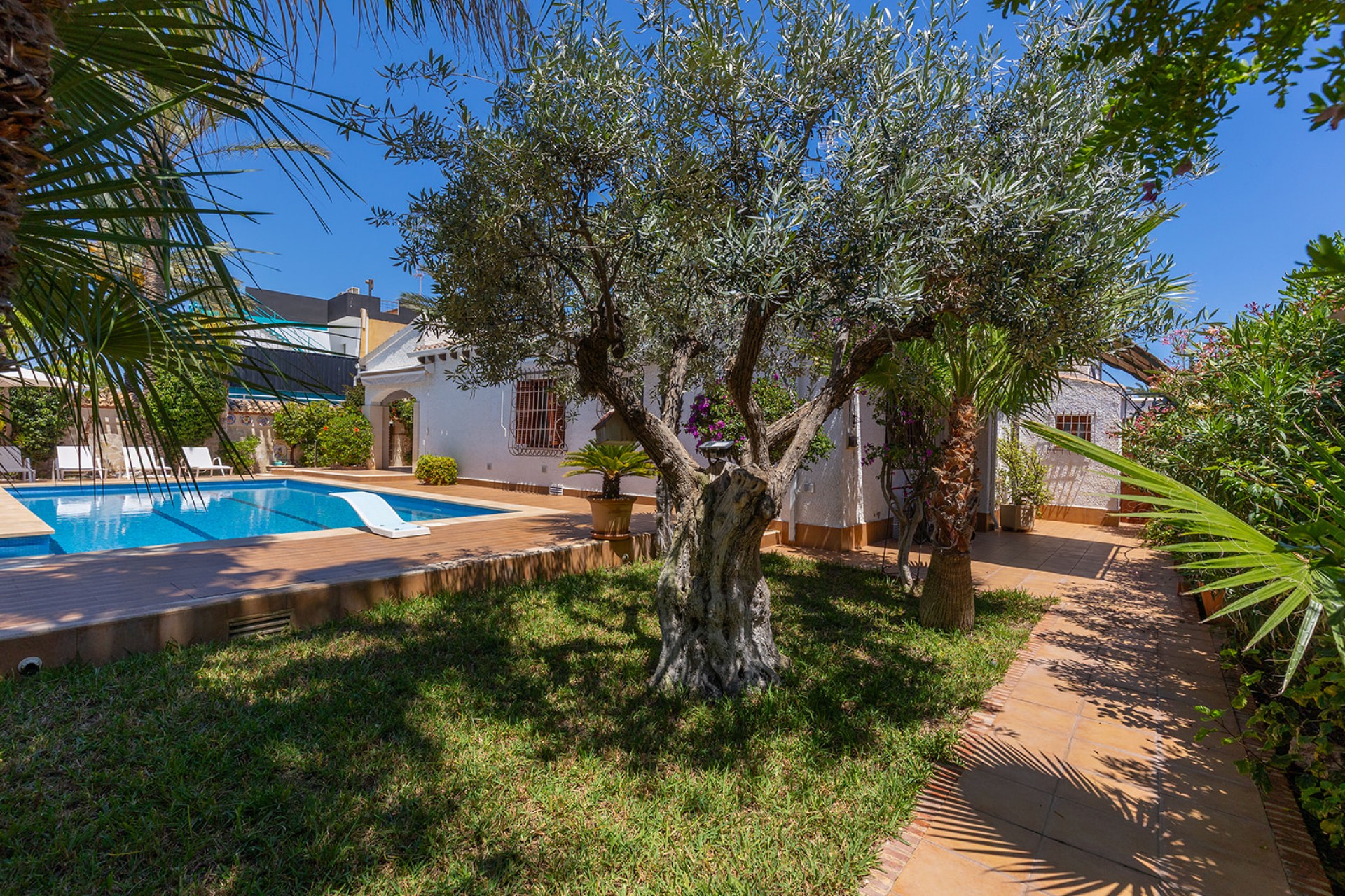 Reventa - Villa -
Orihuela Costa - Costa Blanca