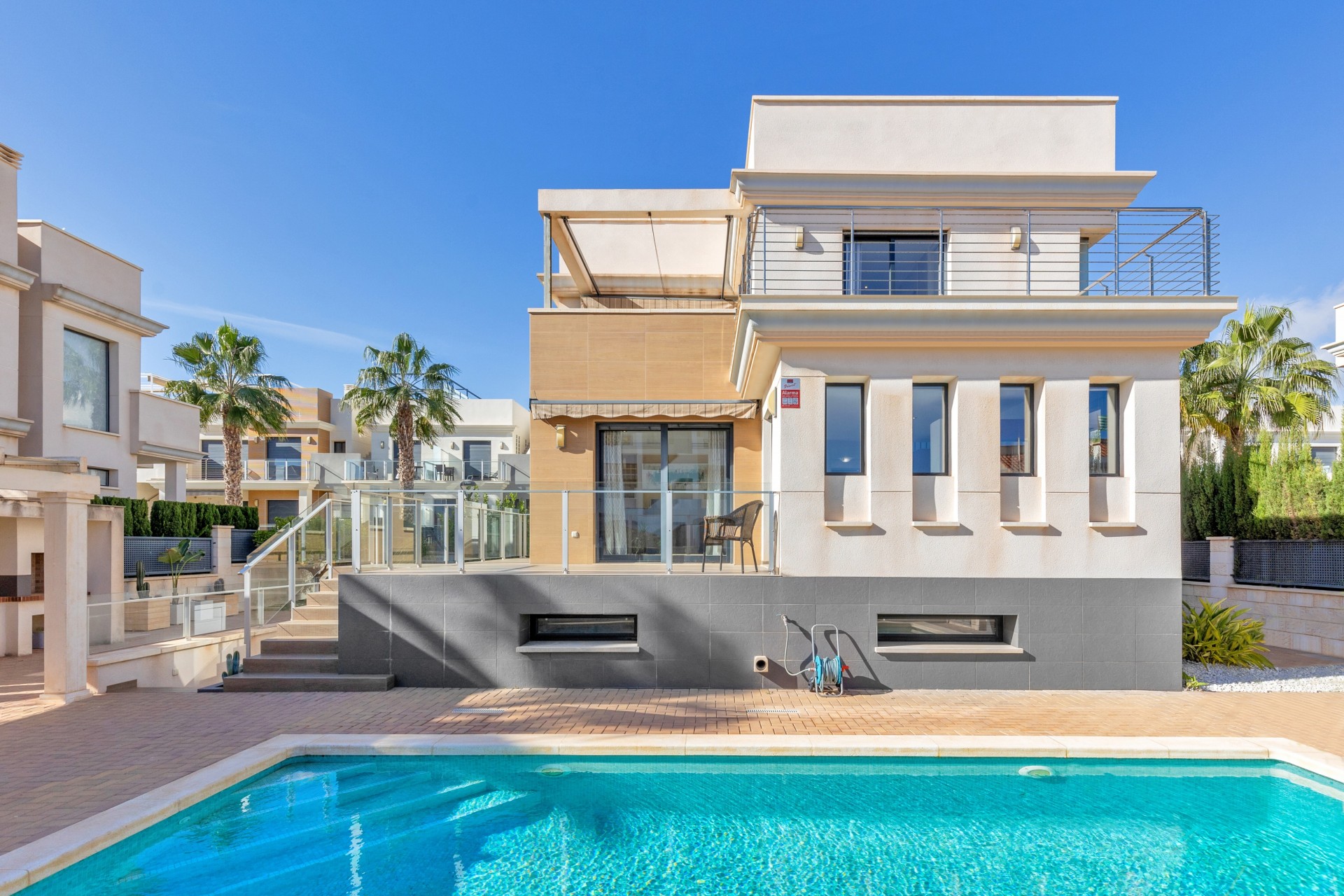 Reventa - Villa -
Orihuela Costa - Costa Blanca