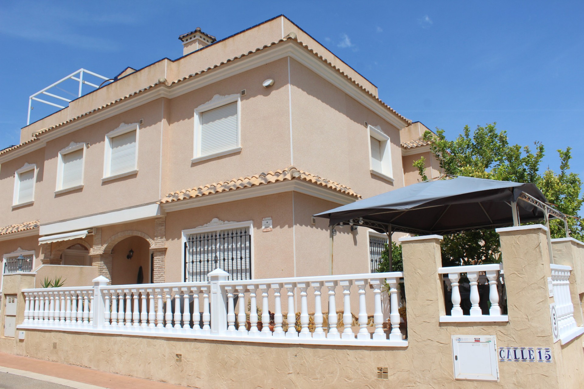 Reventa - Villa -
Orihuela Costa - Costa Blanca
