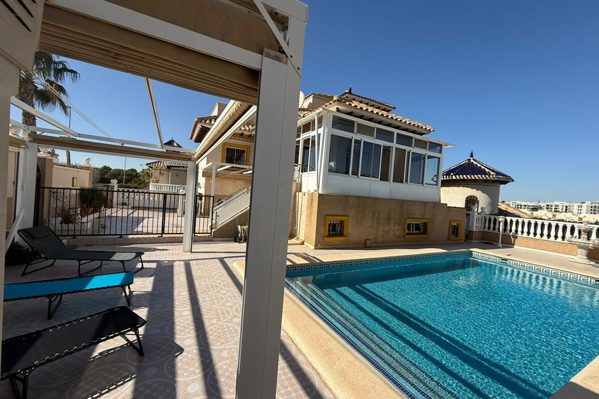 Reventa - Villa -
Orihuela Costa - Costa Blanca