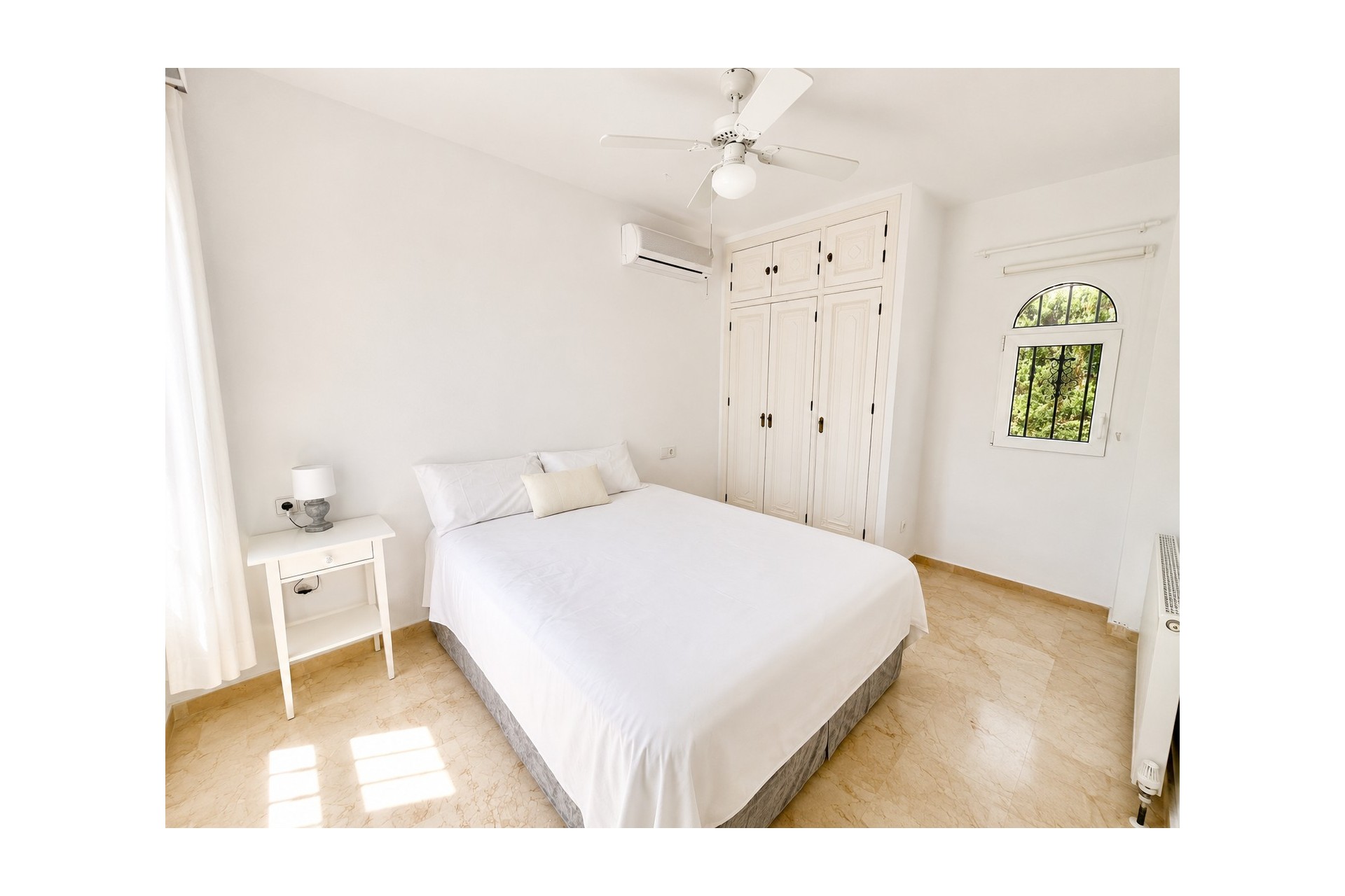 Reventa - Villa -
Orihuela Costa - Costa Blanca
