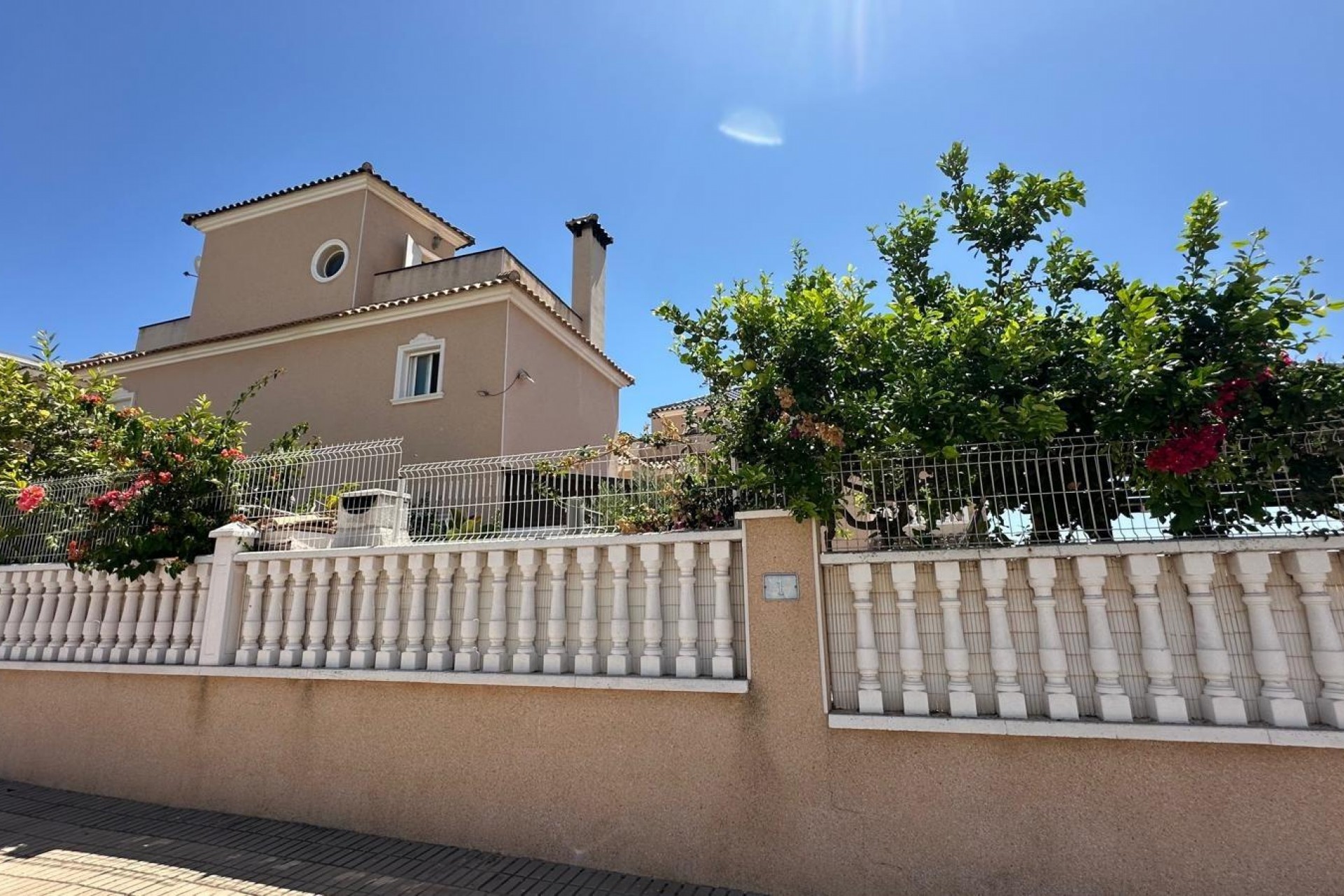 Reventa - Villa -
Orihuela Costa - La Regia