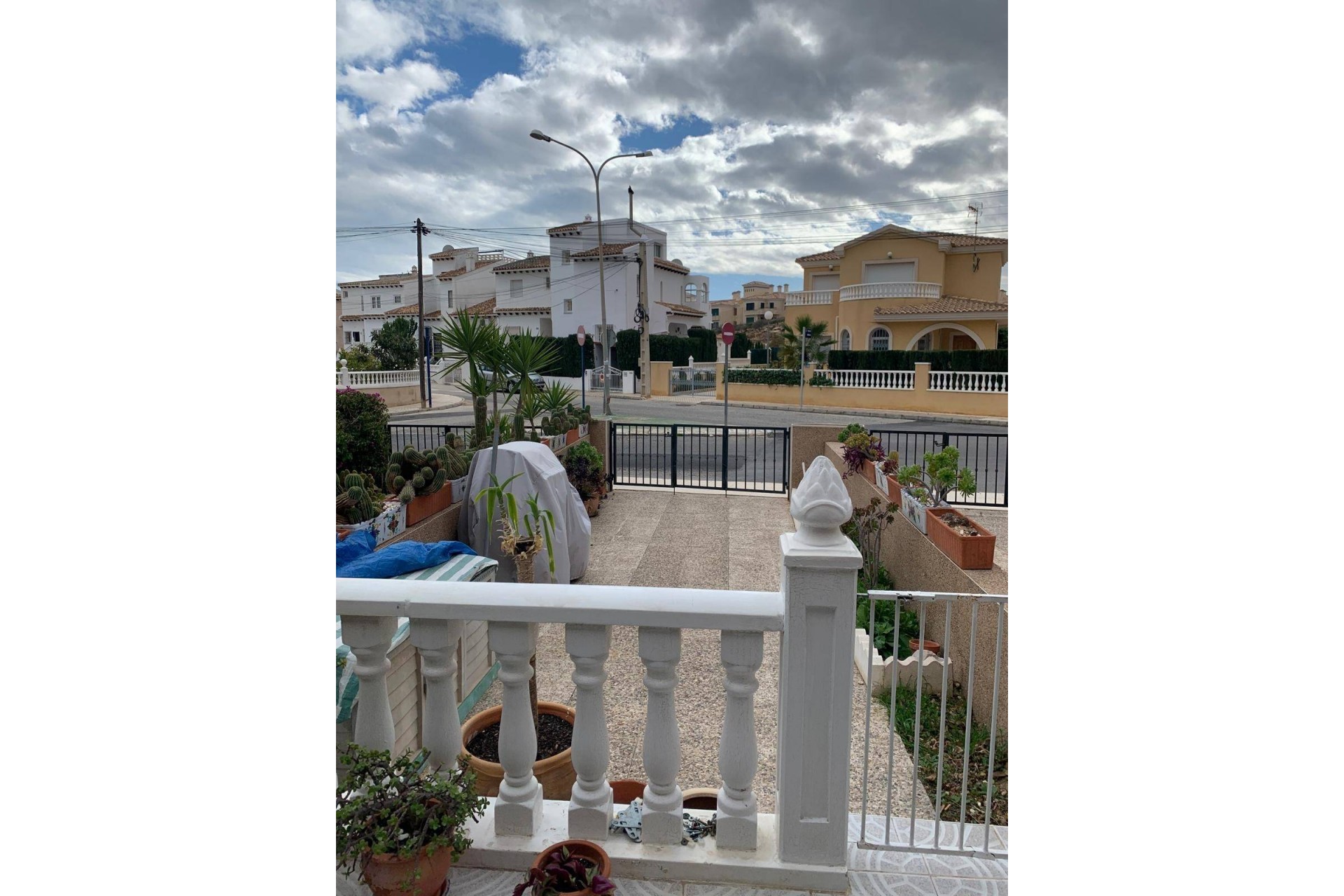 Reventa - Villa -
Orihuela Costa - Las Filipinas