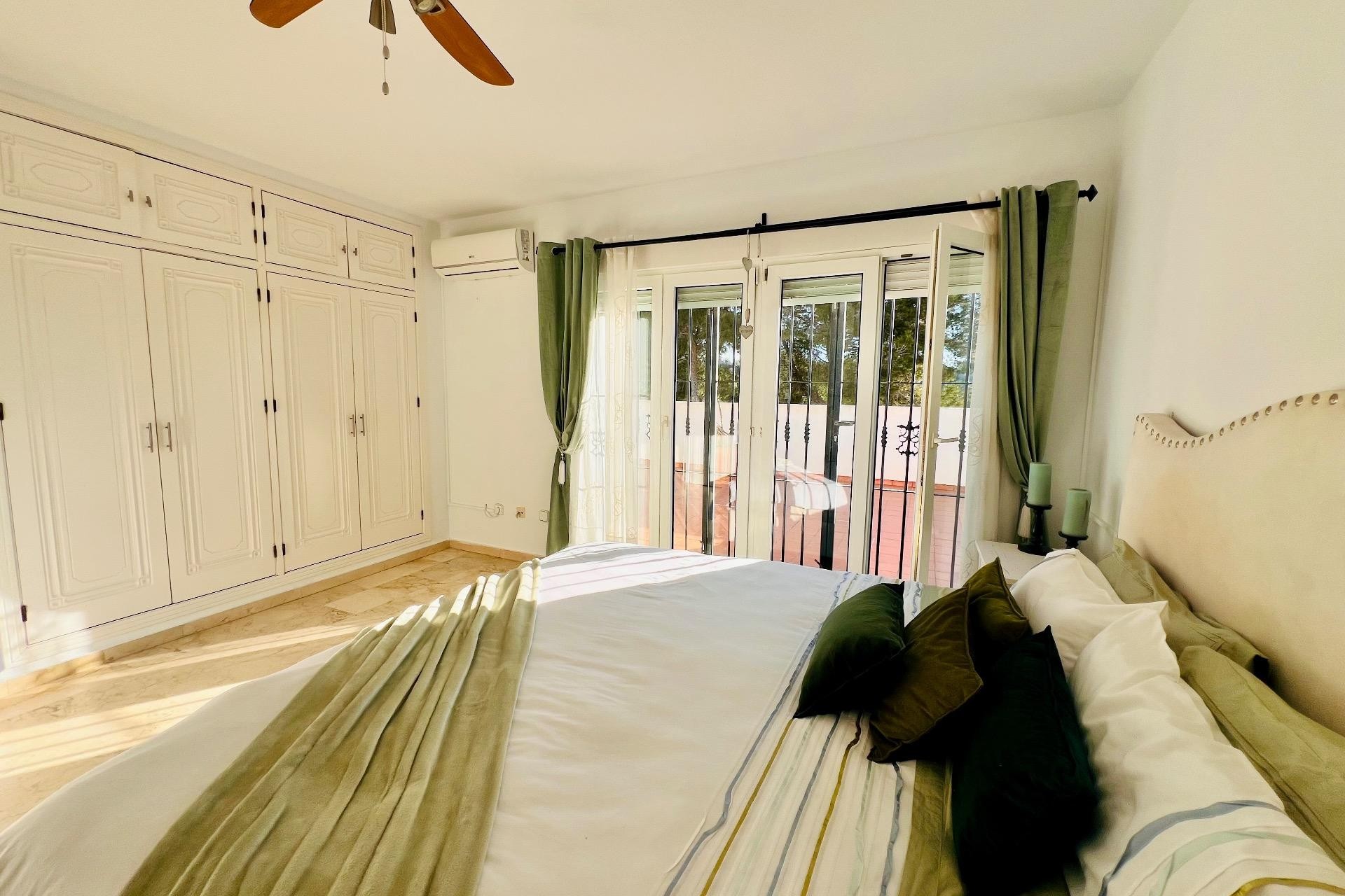 Reventa - Villa -
Orihuela Costa - Lomas De Campoamor-las Ramblas