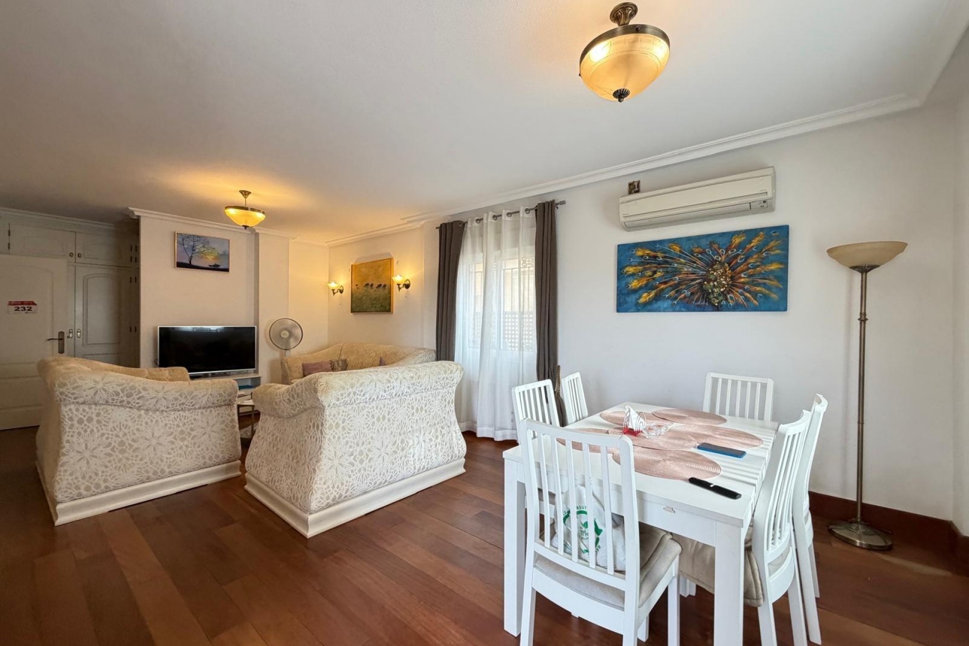 Reventa - Villa -
Orihuela Costa - Lomas De Don Juan