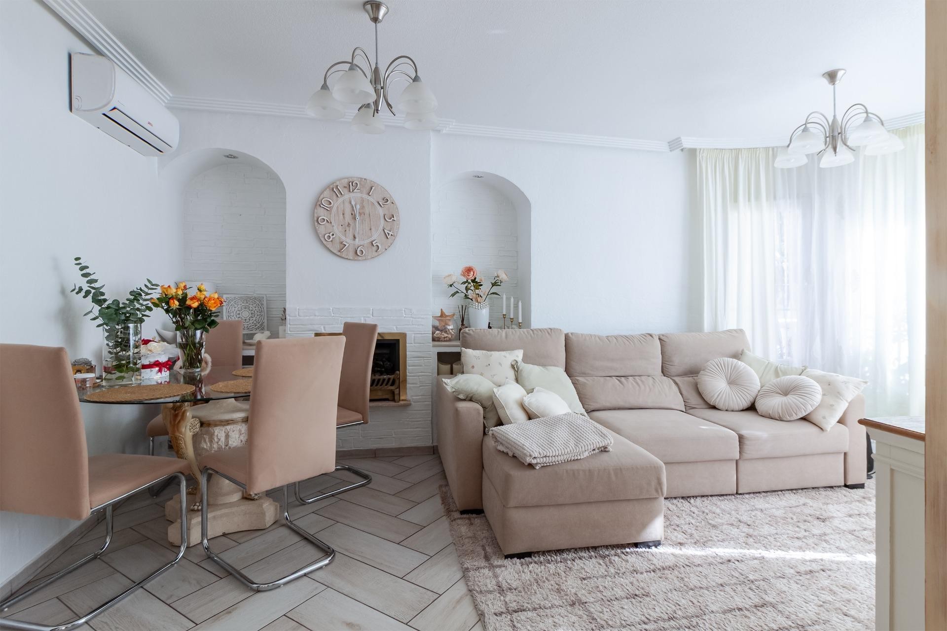 Reventa - Villa -
Orihuela Costa - Los Almendros-la Florida