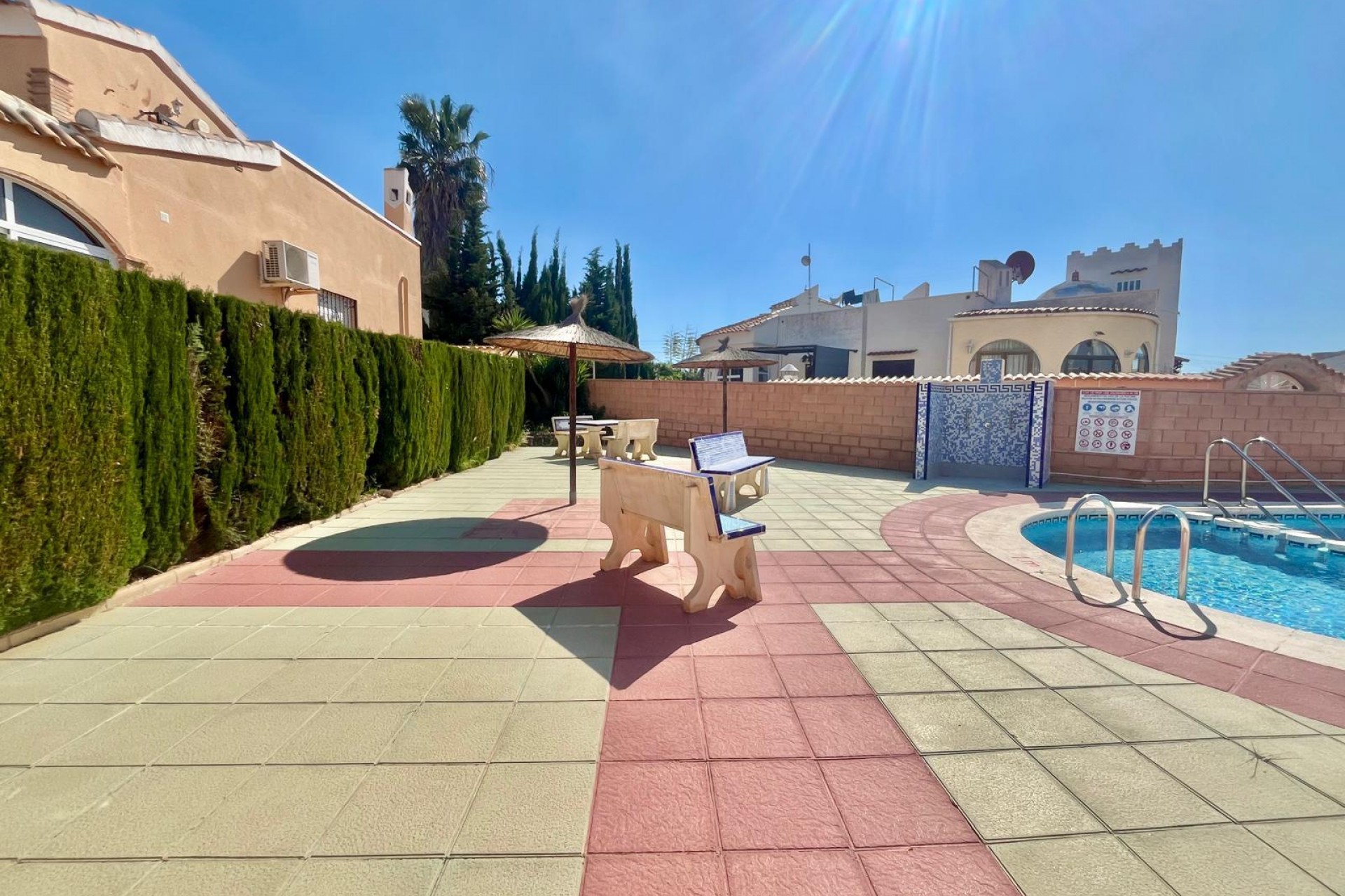 Reventa - Villa -
Orihuela Costa - Los Almendros-la Florida