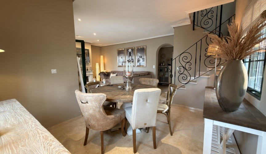 Reventa - Villa -
Orihuela Costa - Los Doses