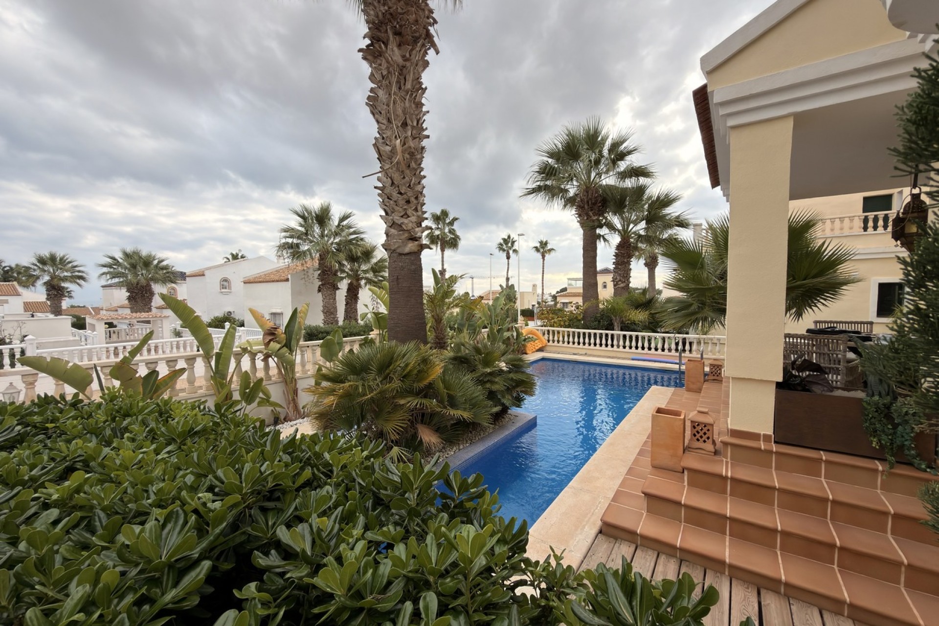 Reventa - Villa -
Orihuela Costa - Los Doses