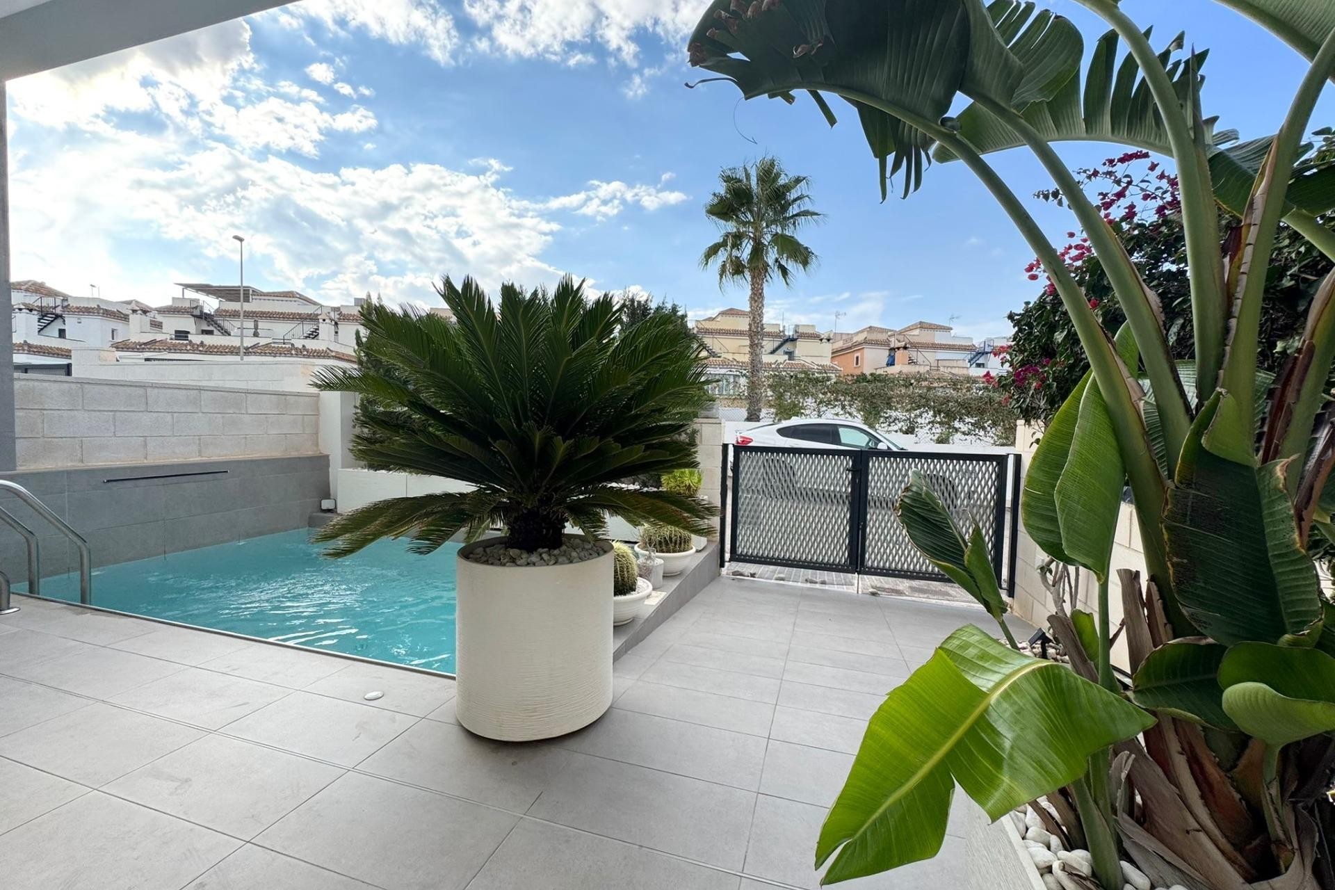 Reventa - Villa -
Orihuela Costa - PAU 26