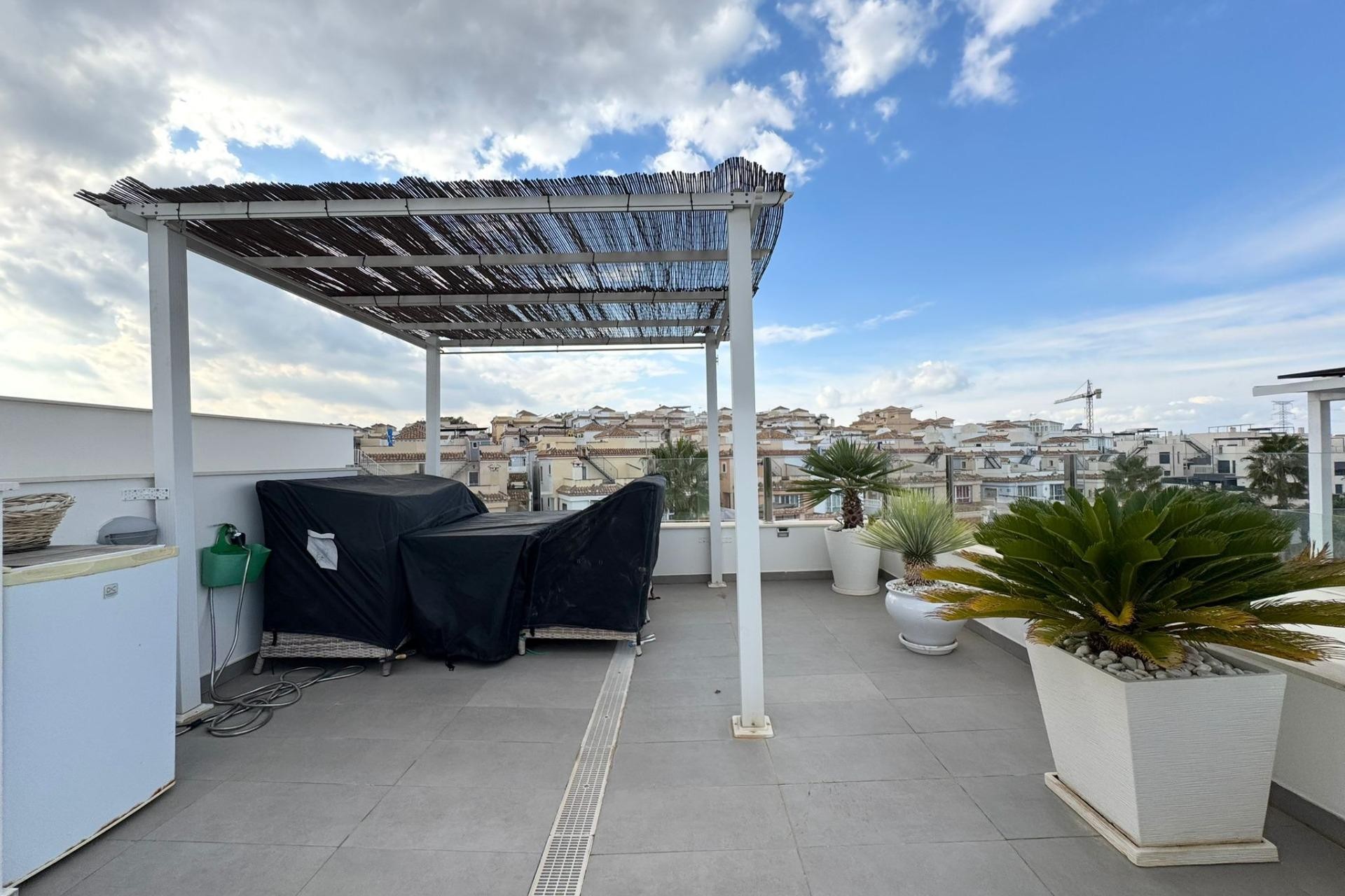 Reventa - Villa -
Orihuela Costa - PAU 26