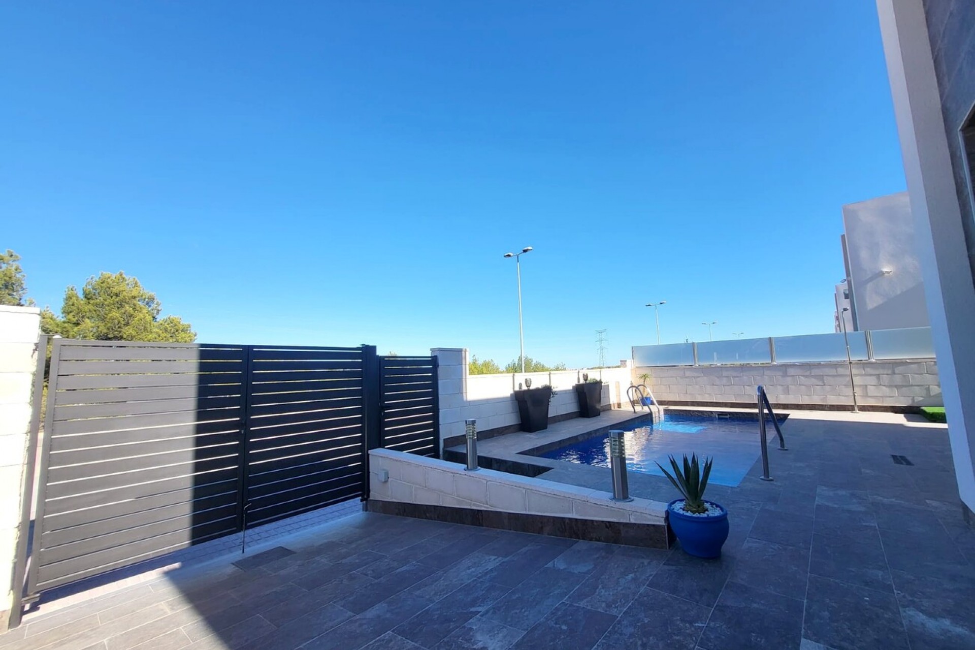 Reventa - Villa -
Orihuela Costa - PAU 26