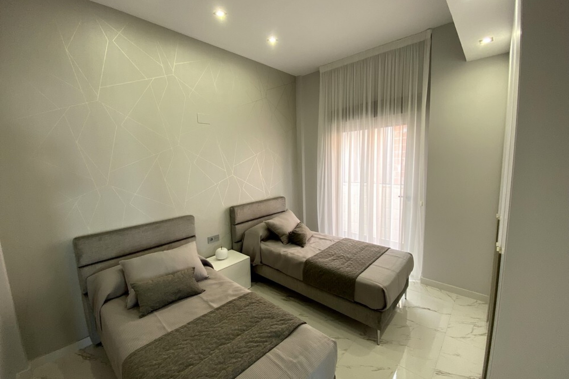 Reventa - Villa -
Orihuela Costa - PAU 26