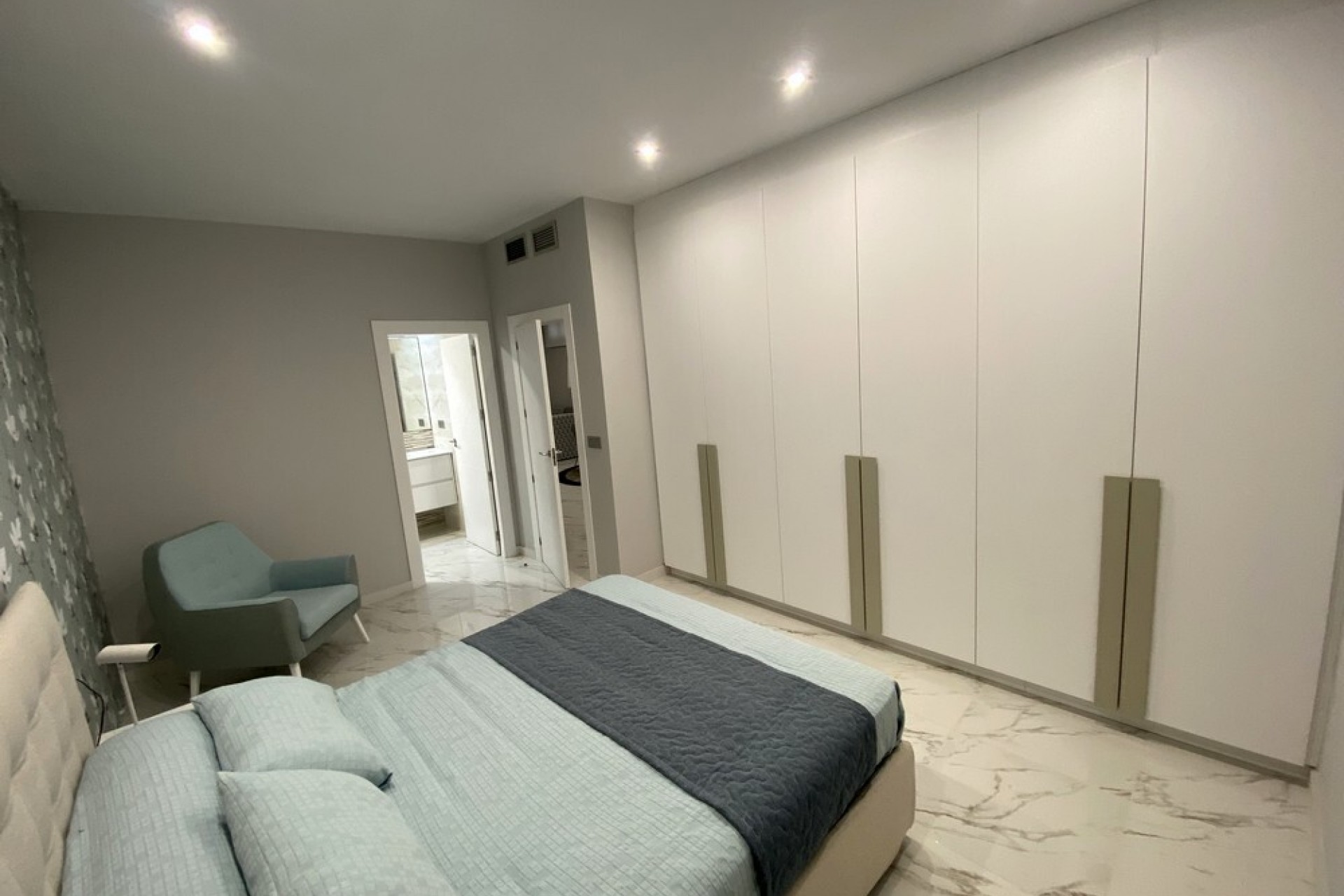 Reventa - Villa -
Orihuela Costa - PAU 26