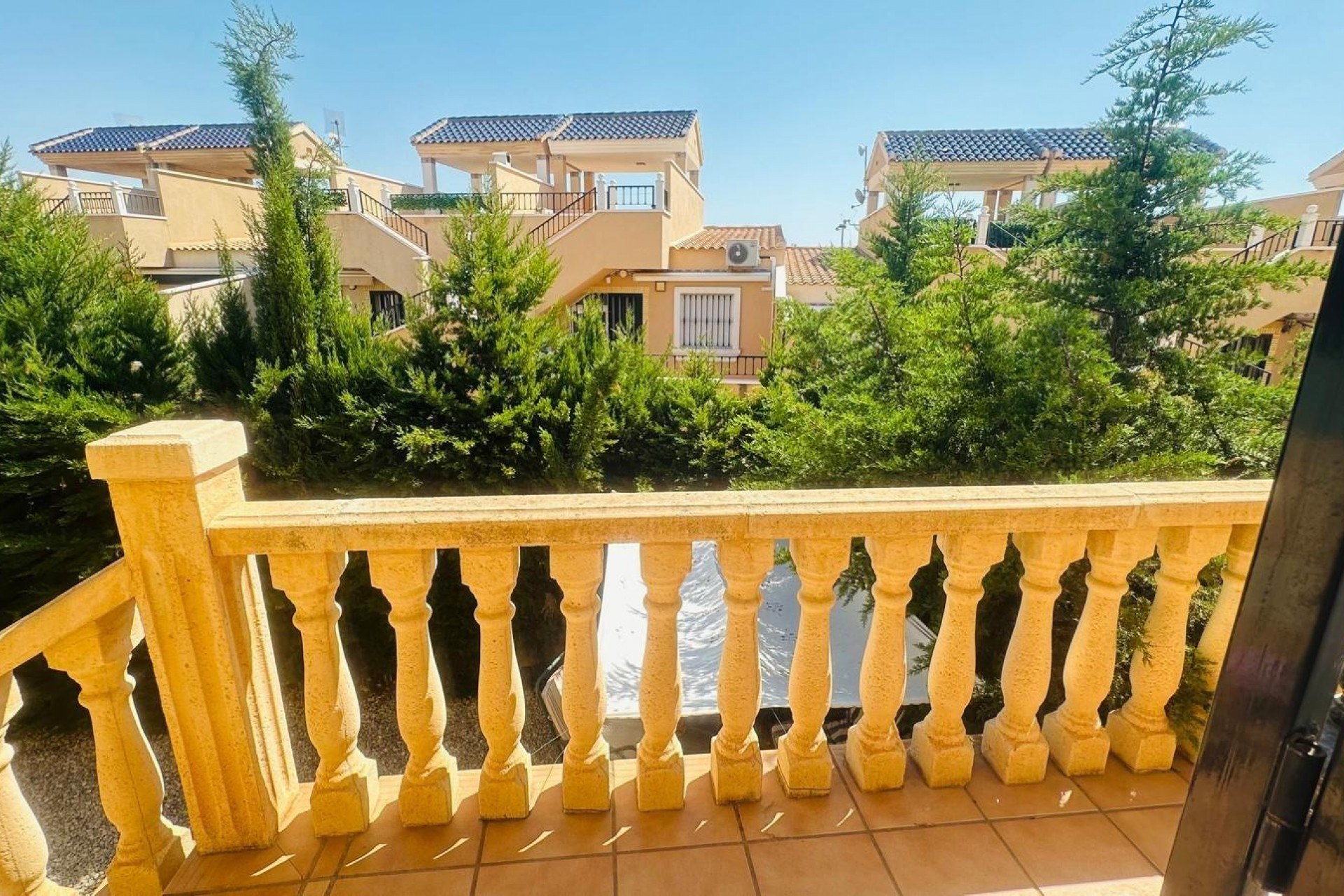 Reventa - Villa -
Orihuela Costa - PAU 8