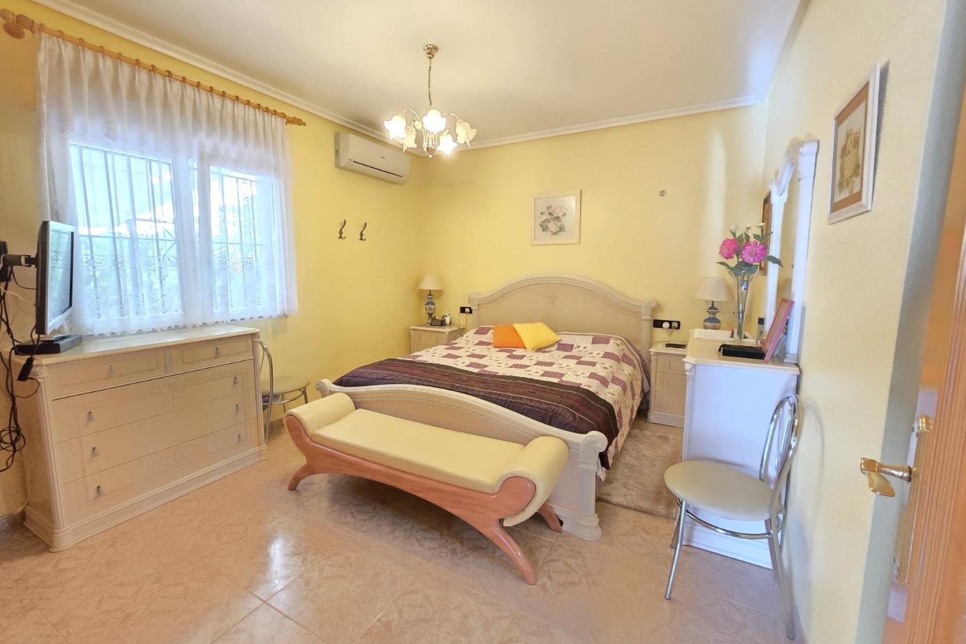 Reventa - Villa -
Orihuela Costa - Playa Flamenca