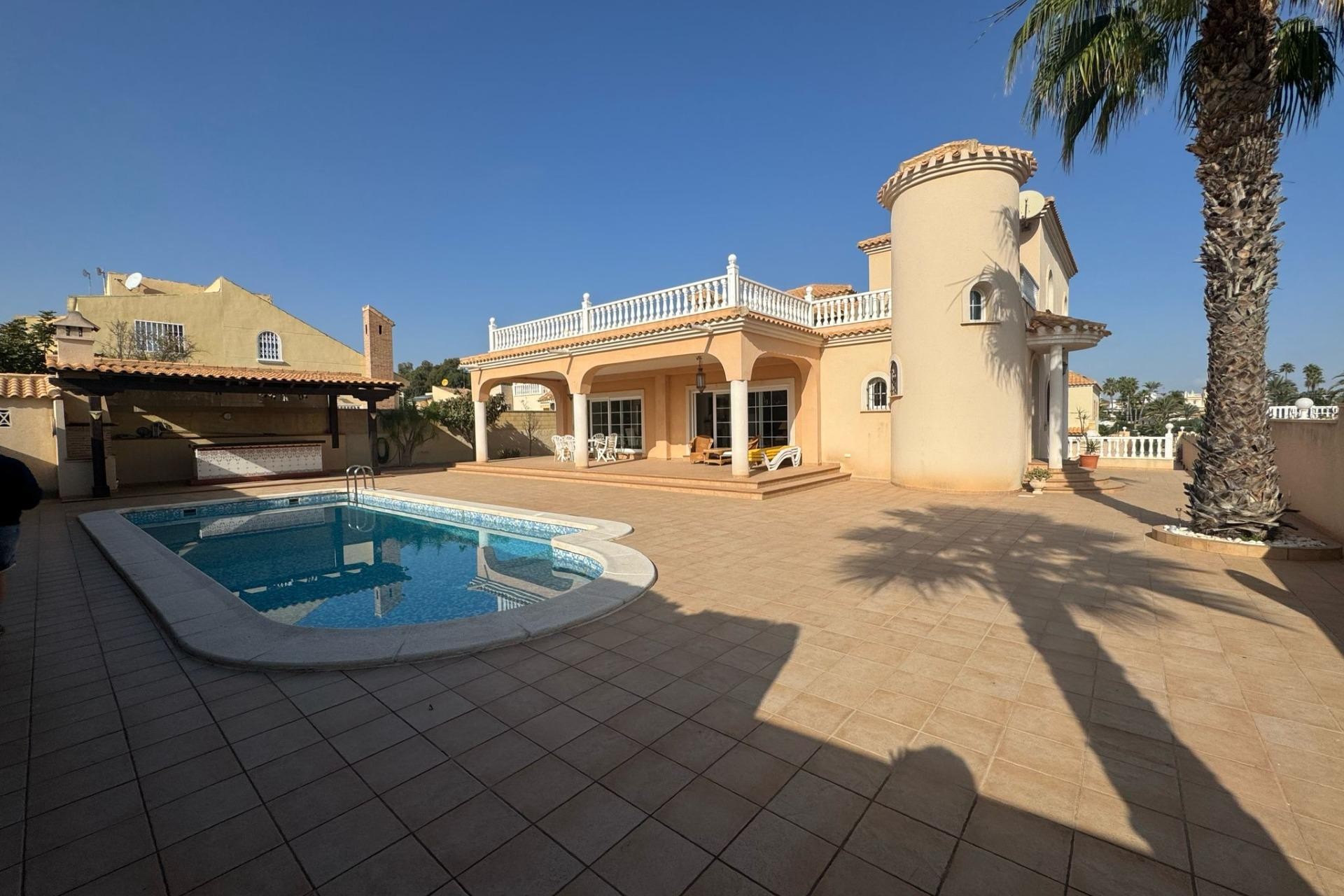 Reventa - Villa -
Orihuela Costa - Playa Flamenca