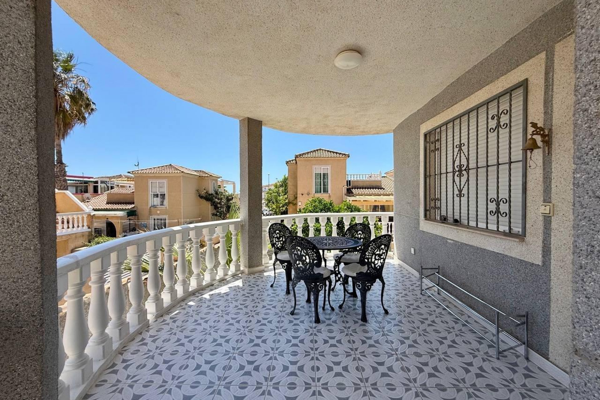 Reventa - Villa -
Orihuela Costa - Playa Flamenca