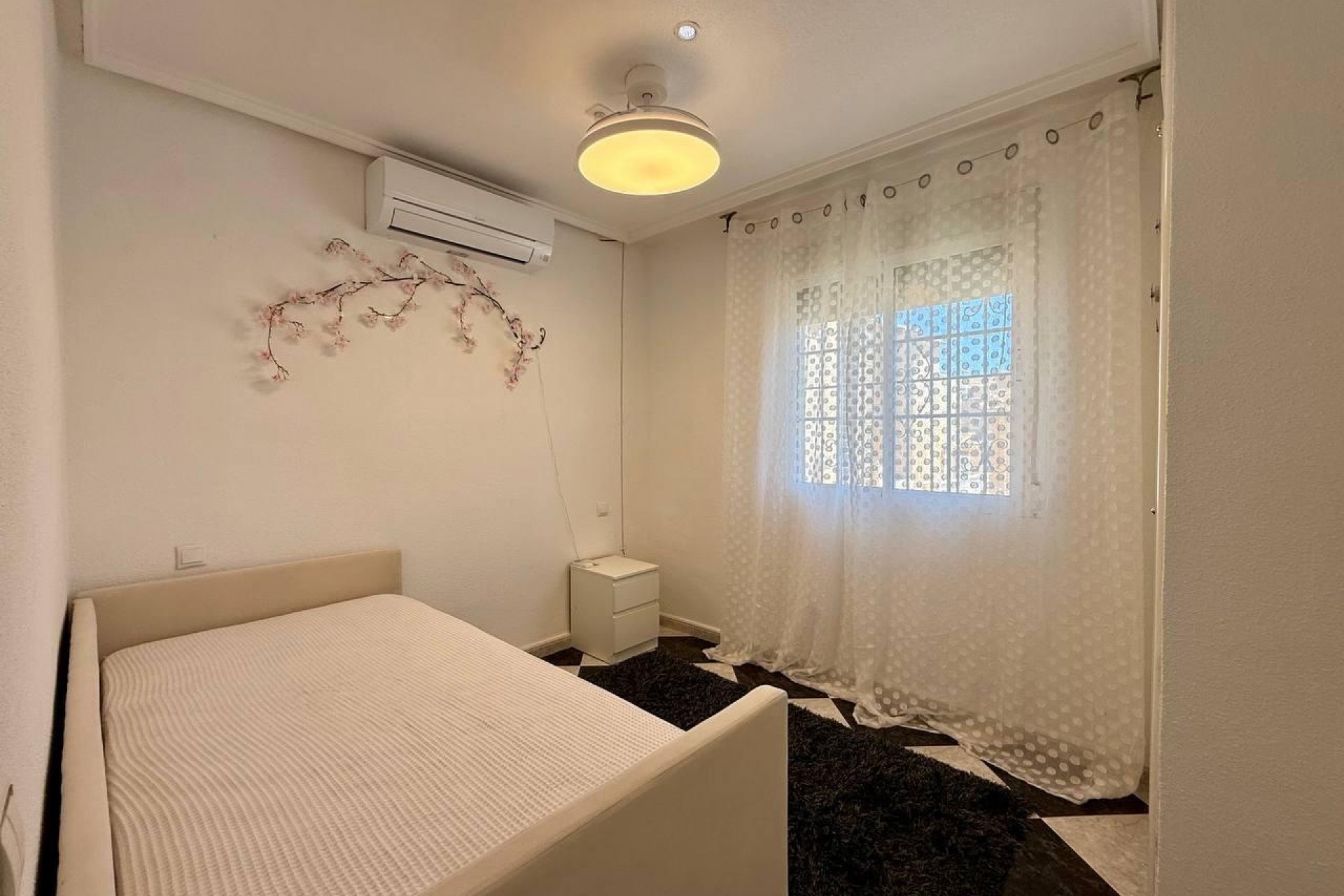 Reventa - Villa -
Orihuela Costa - Playa Flamenca