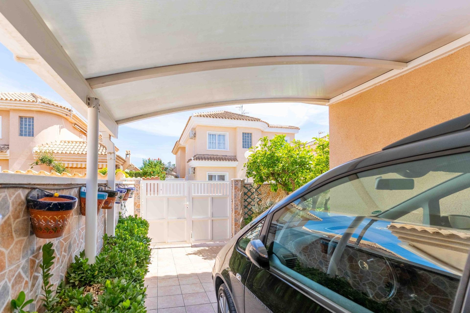 Reventa - Villa -
Orihuela Costa - Punta Prima