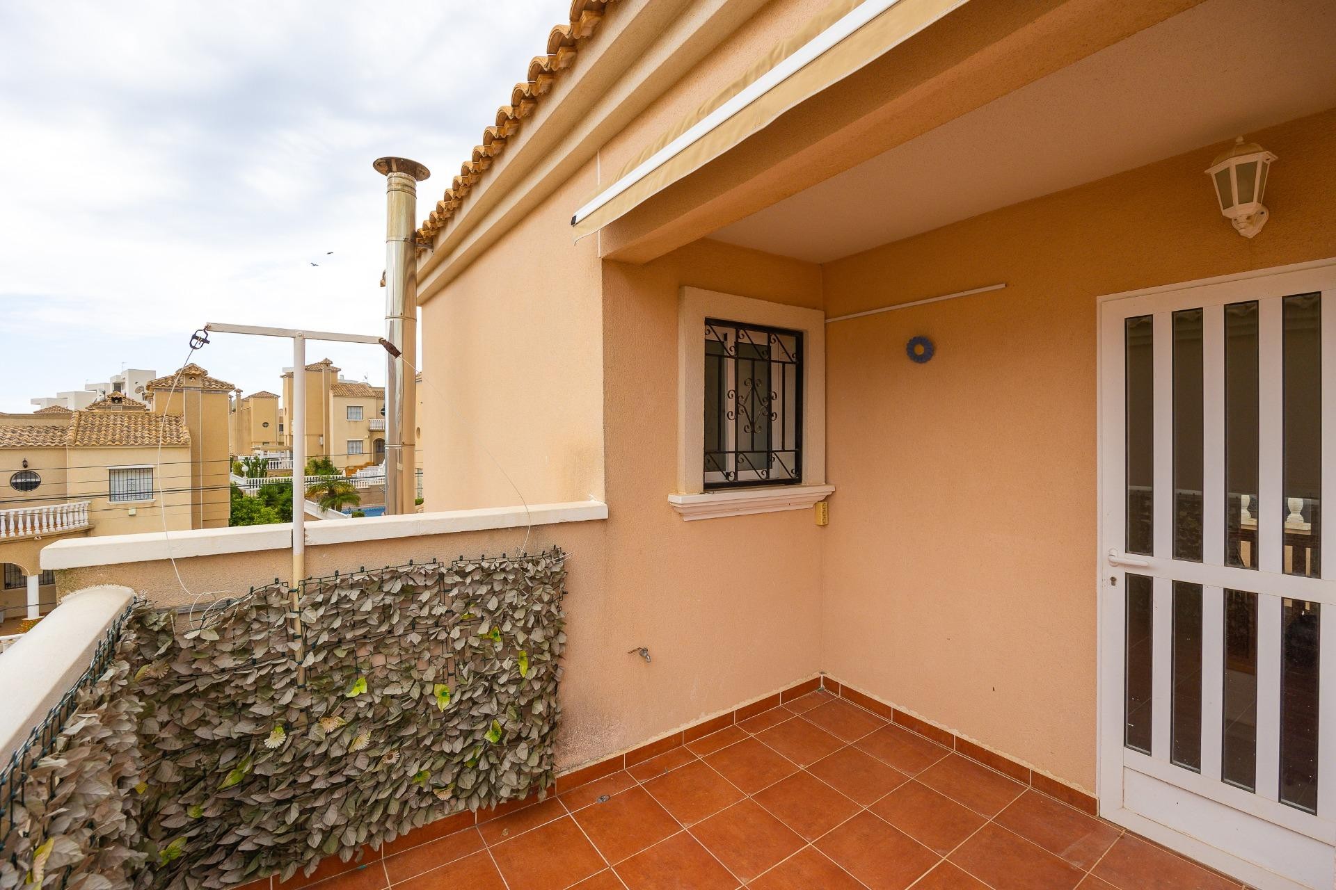 Reventa - Villa -
Orihuela Costa - Villamartín-las Filipinas