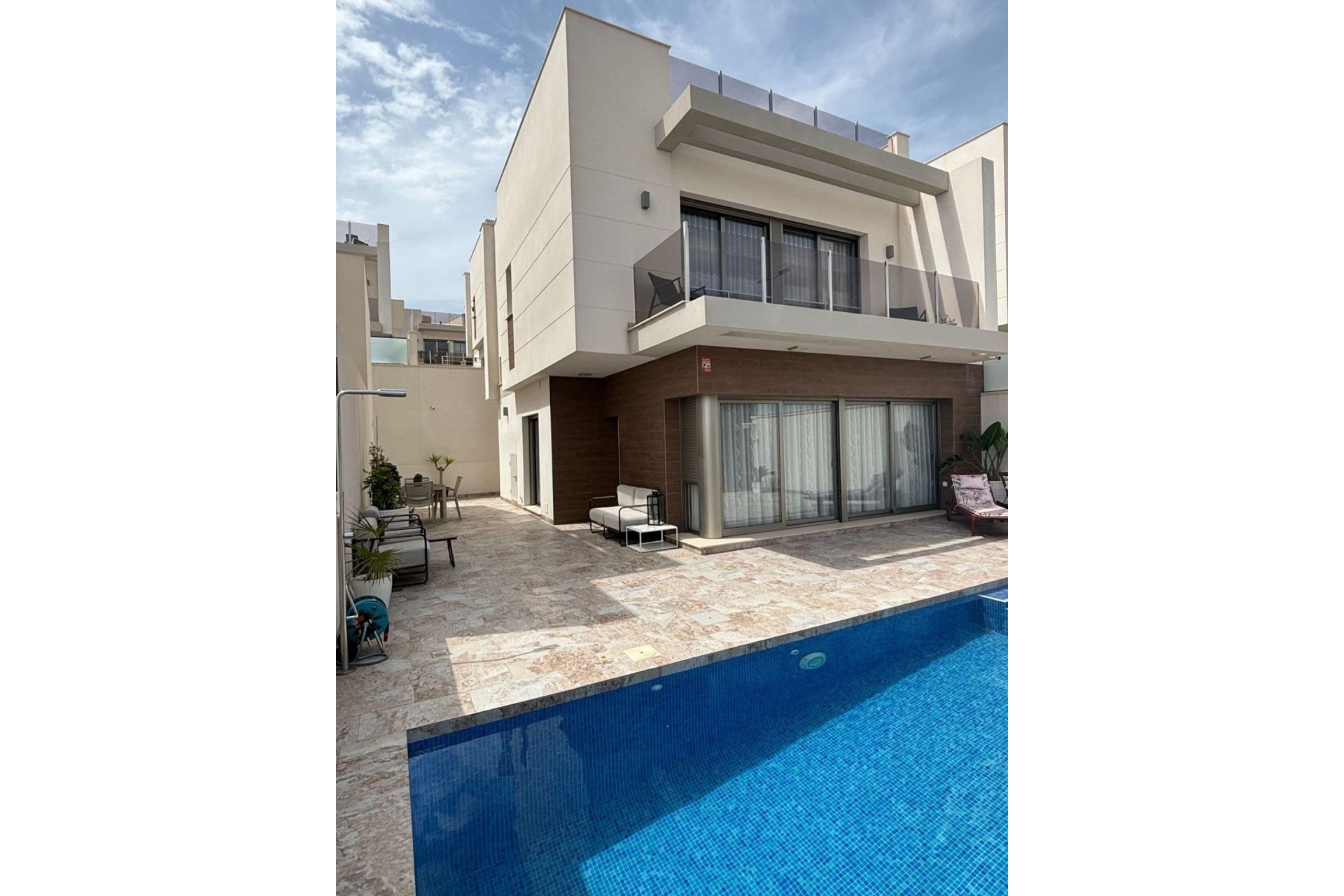 Reventa - Villa -
Orihuela Costa - Villamartín-las Filipinas