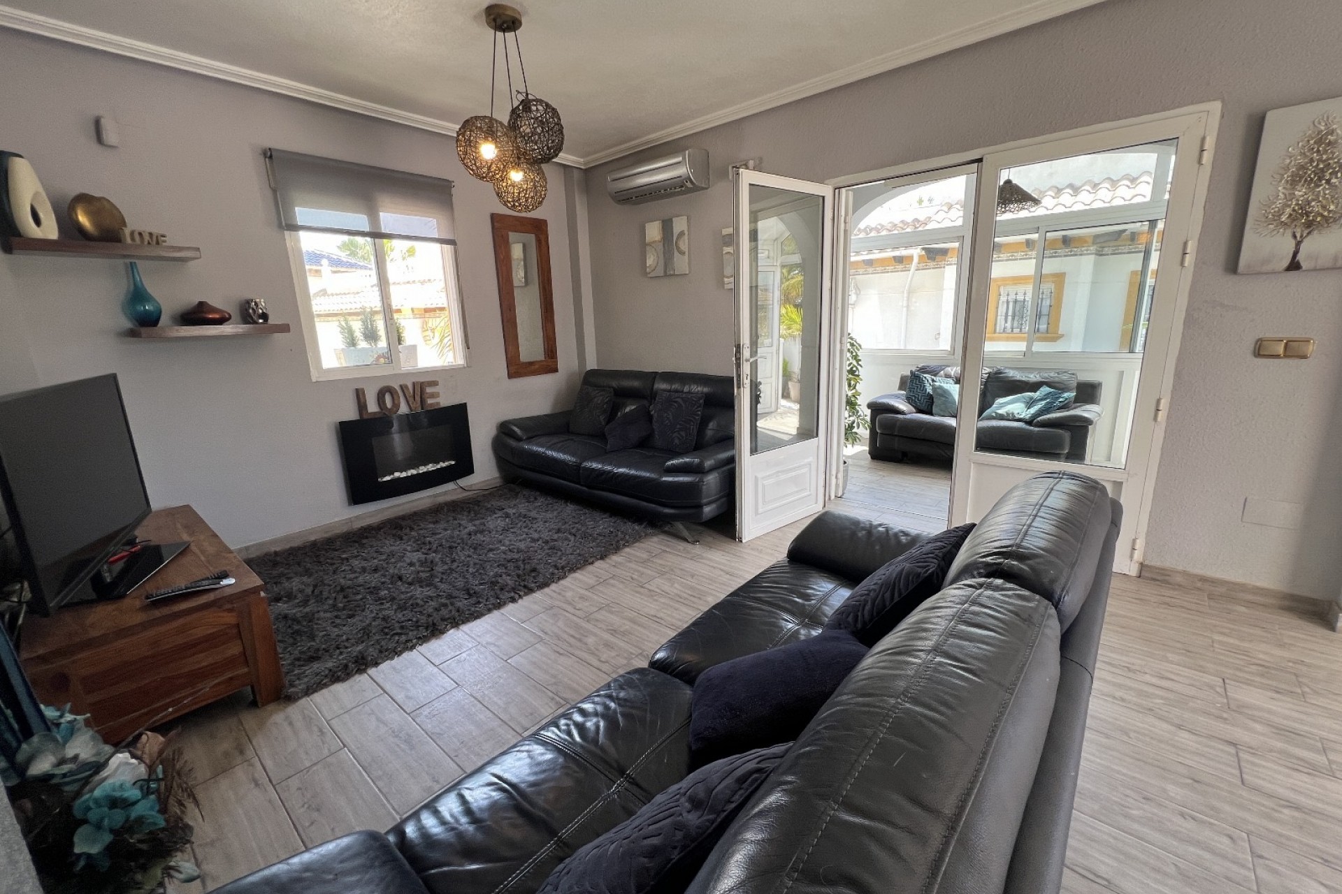 Reventa - Villa -
Orihuela - Inland