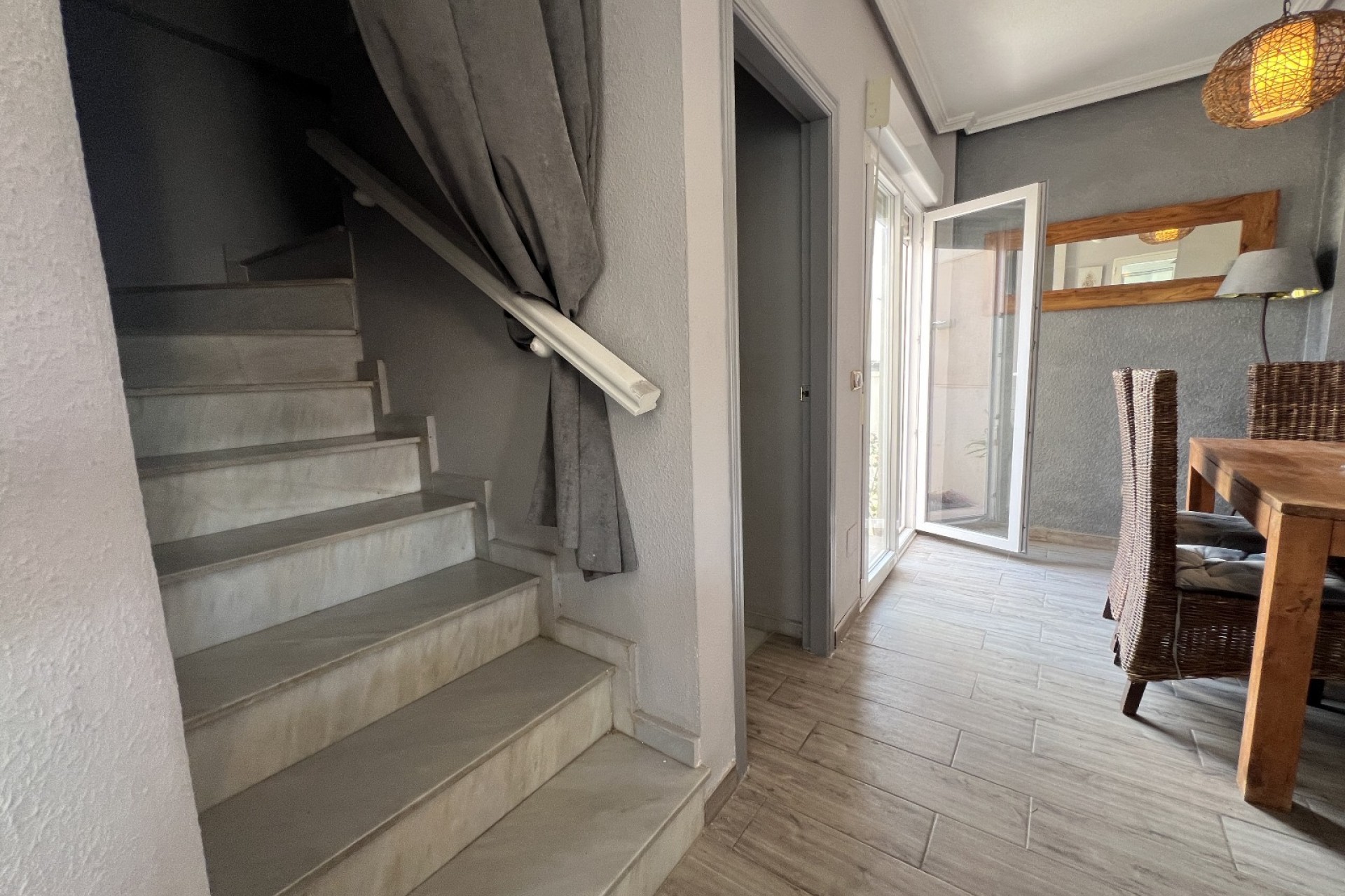 Reventa - Villa -
Orihuela - Inland