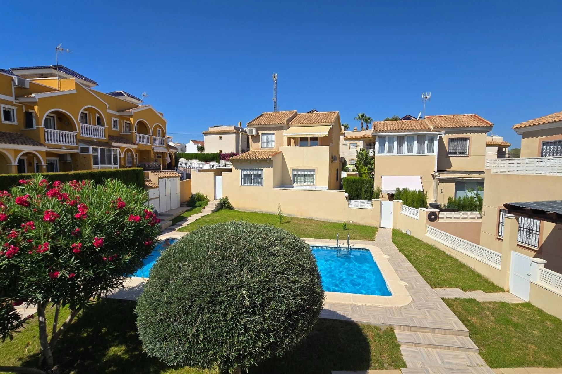 Reventa - Villa -
Orihuela - Inland