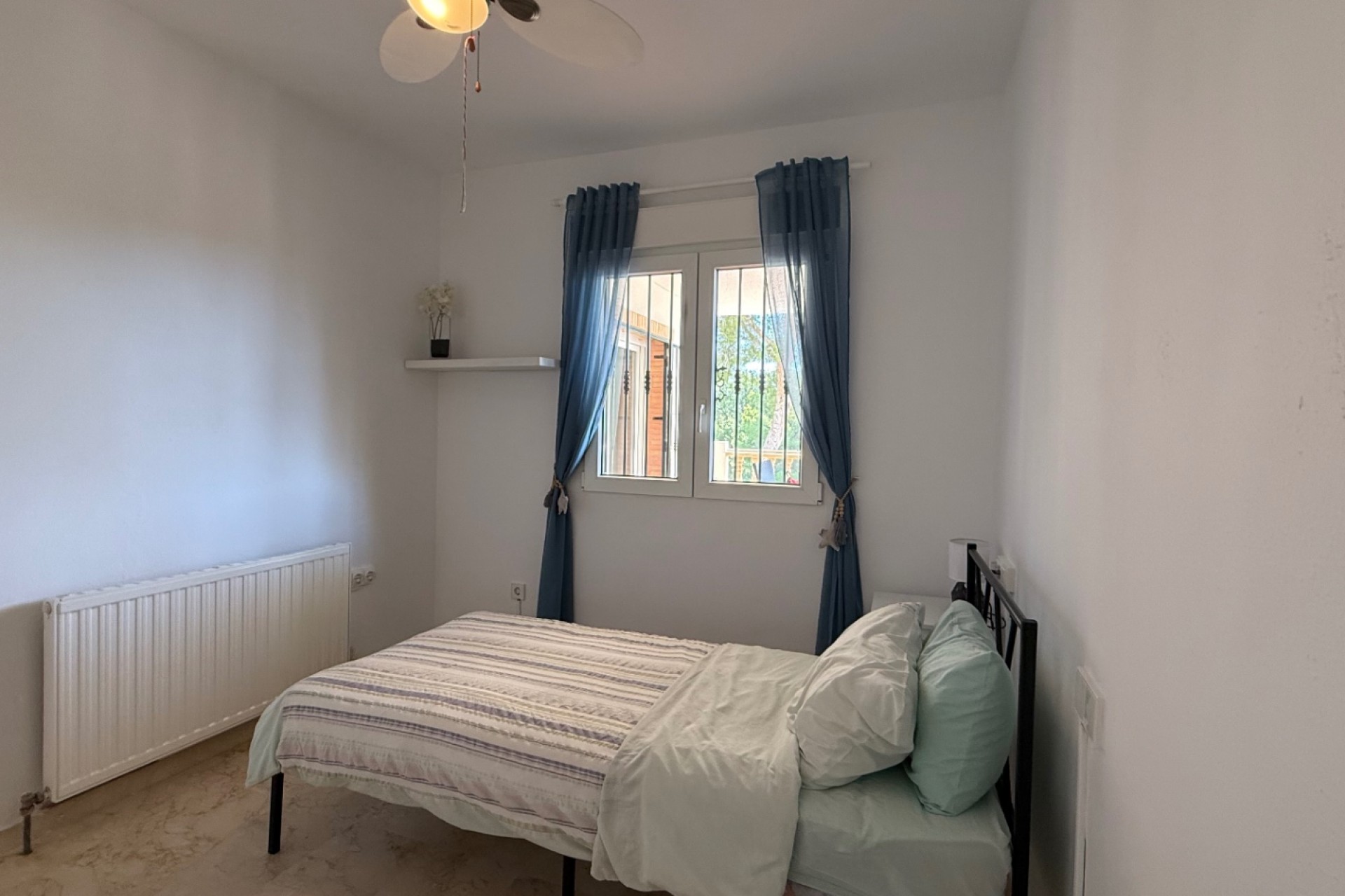 Reventa - Villa -
Orihuela - Inland