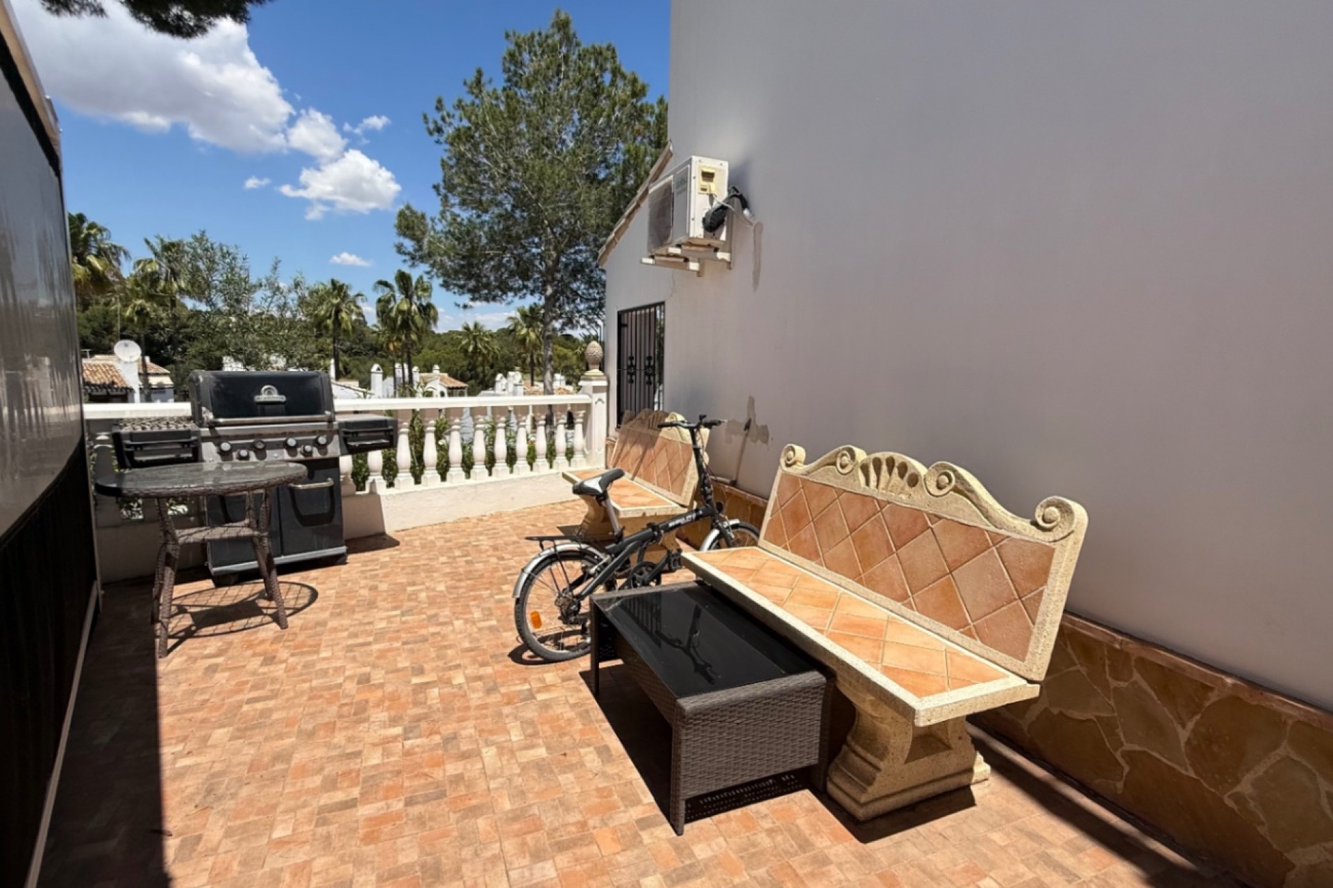 Reventa - Villa -
Orihuela - Inland