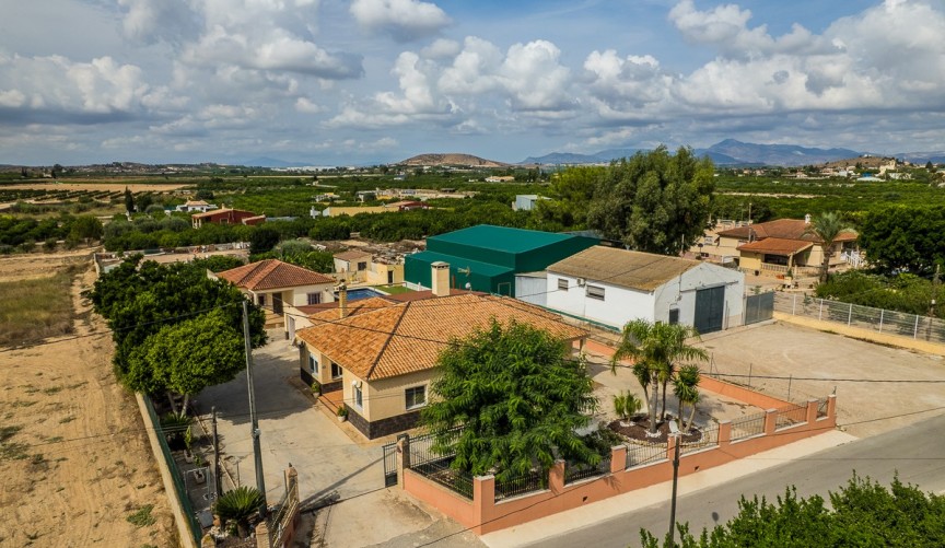 Reventa - Villa -
Orihuela - Inland