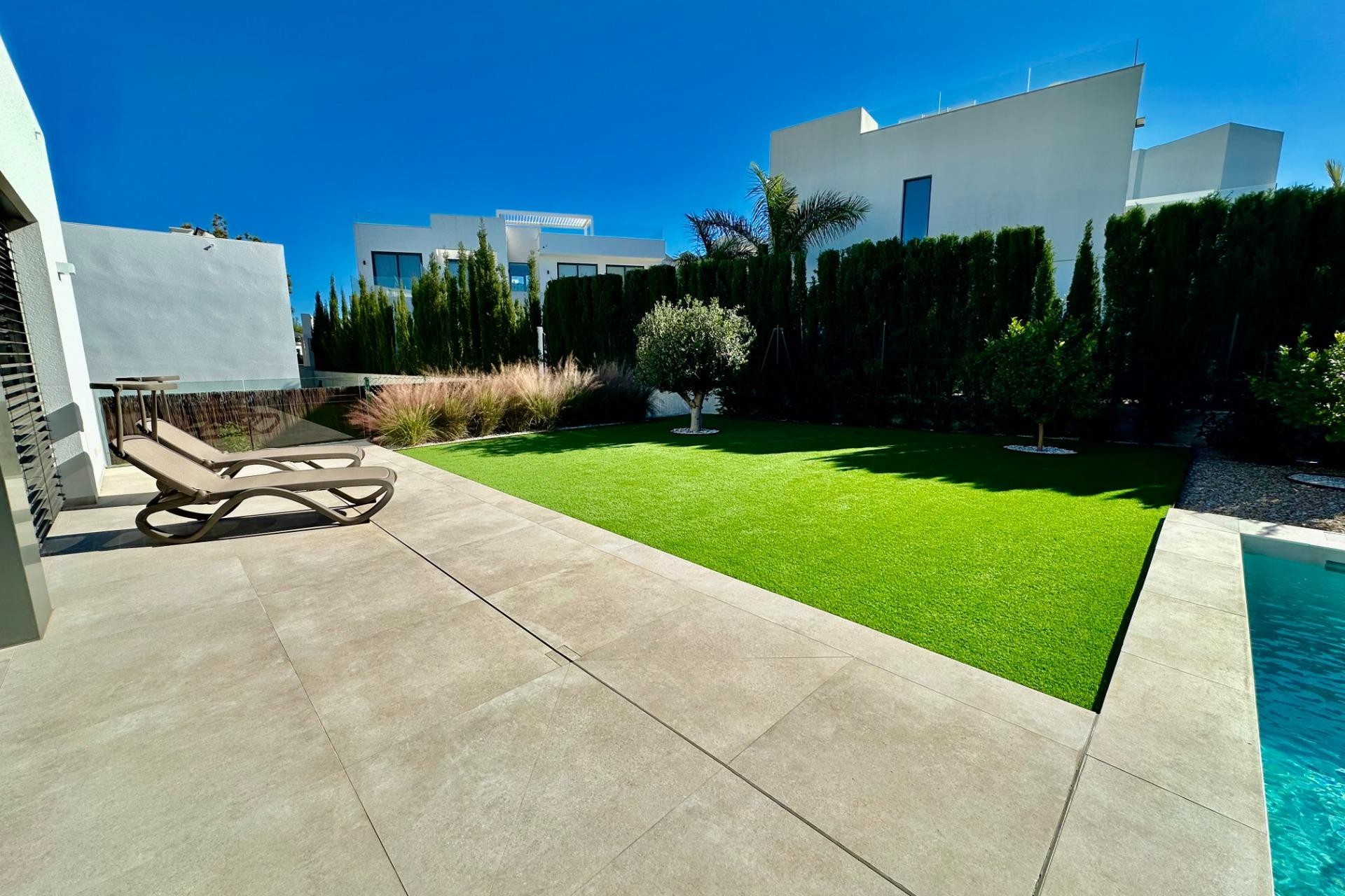 Reventa - Villa -
Orihuela - Las Colinas Golf