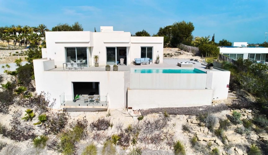 Reventa - Villa -
Orihuela - Las Colinas Golf