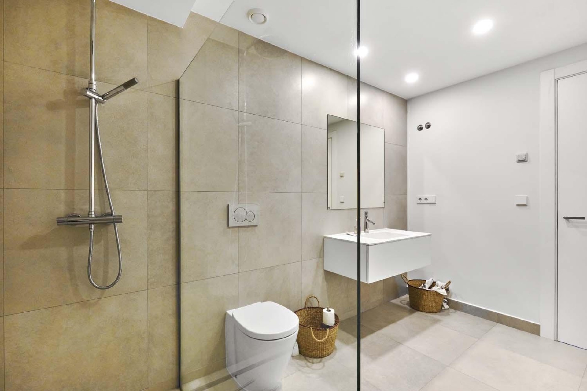 Reventa - Villa -
Orihuela - Las Colinas Golf