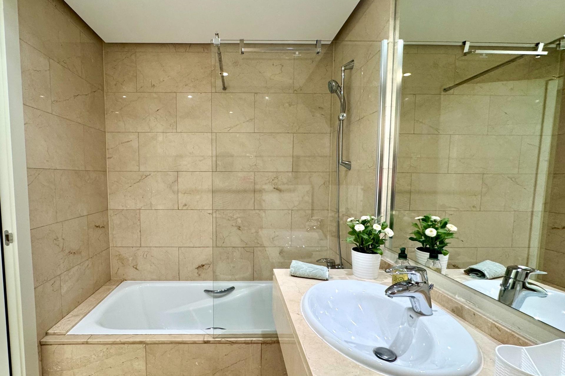 Reventa - Villa -
Orihuela - Las Colinas Golf