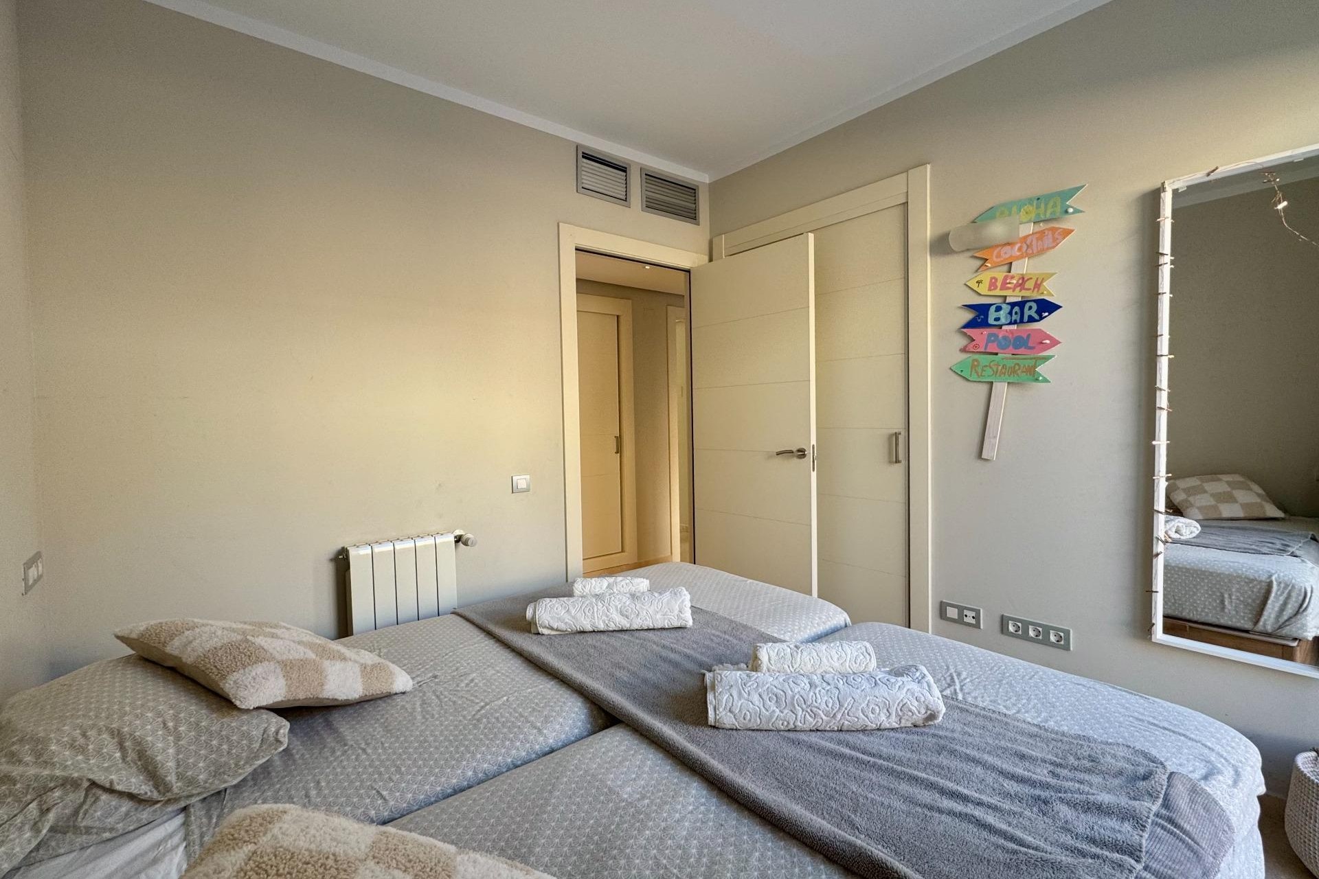 Reventa - Villa -
Orihuela - Las Colinas Golf