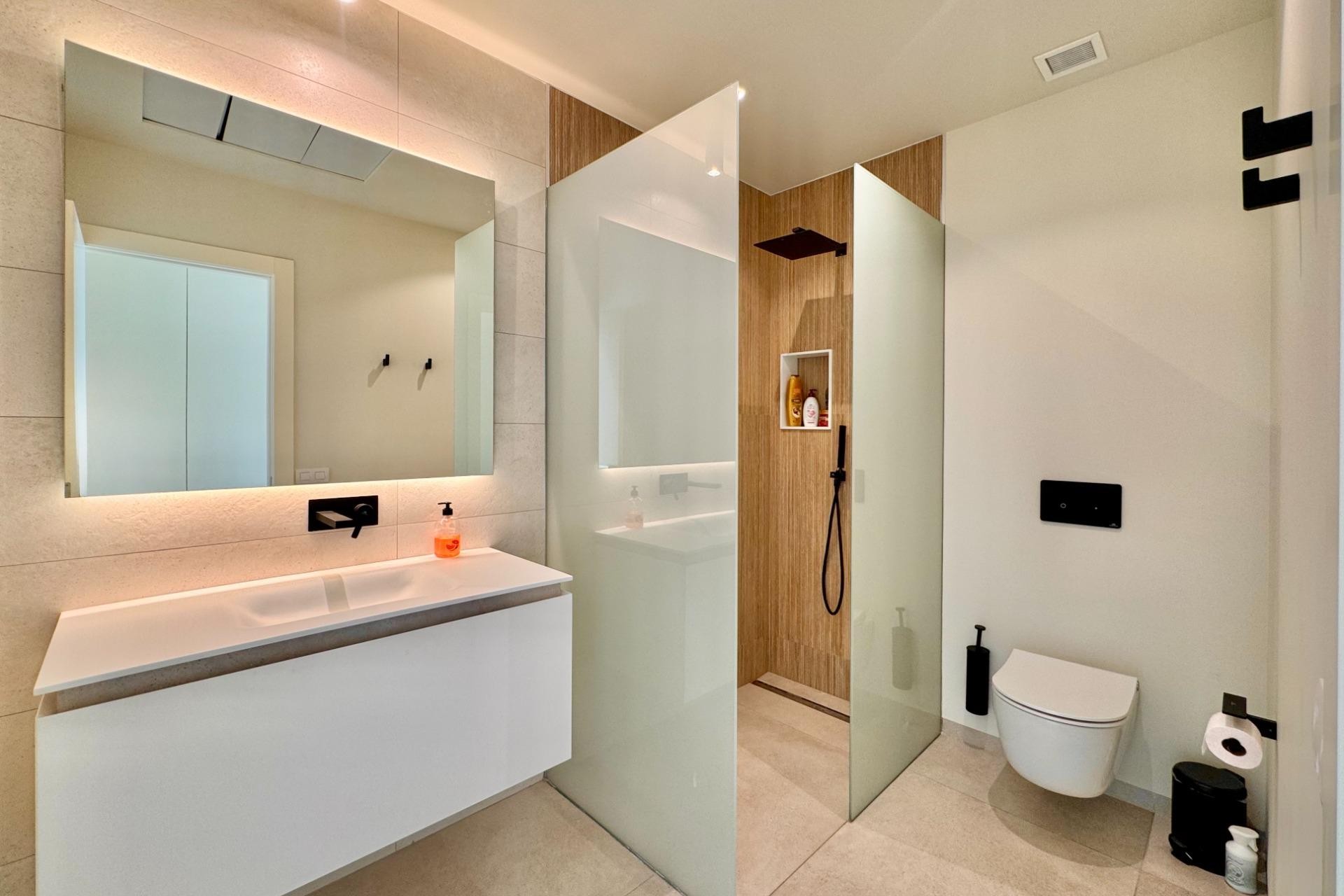 Reventa - Villa -
Orihuela - Las Colinas Golf