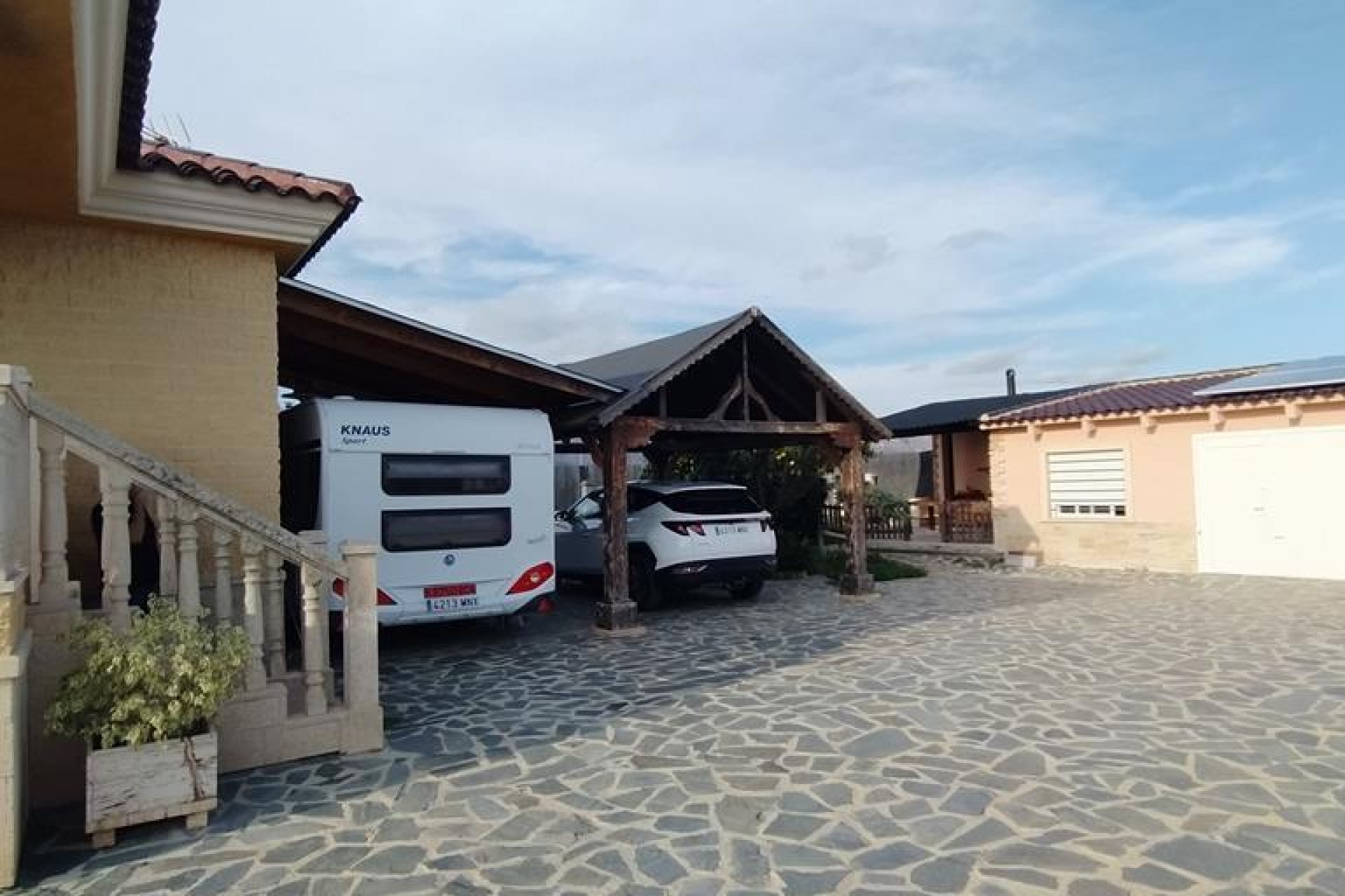 Reventa - Villa -
Orihuela - LOS DESEMPARADOS