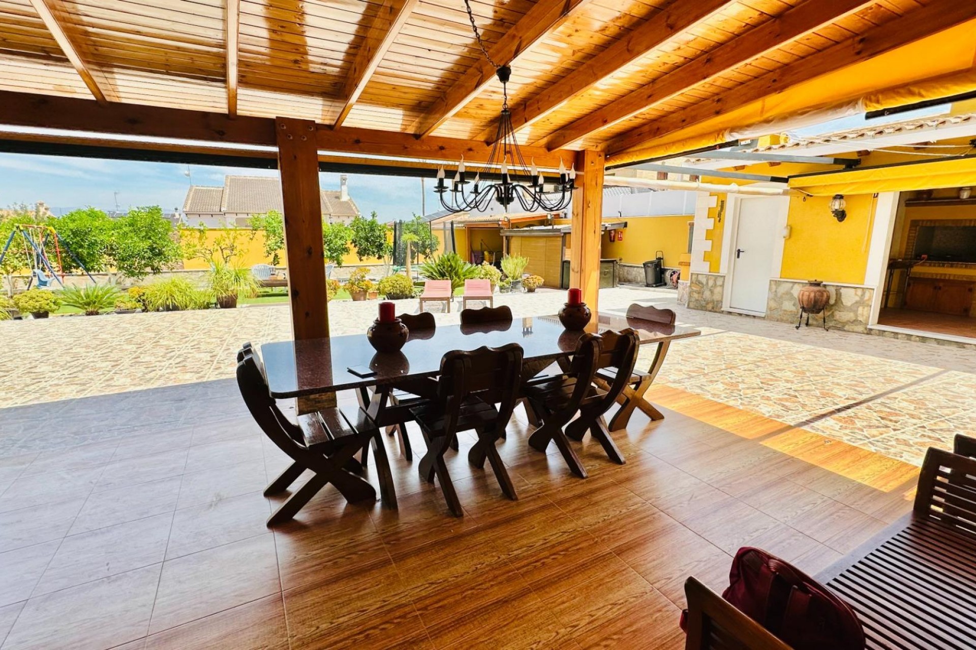 Reventa - Villa -
Orihuela - Urb. Montepinar