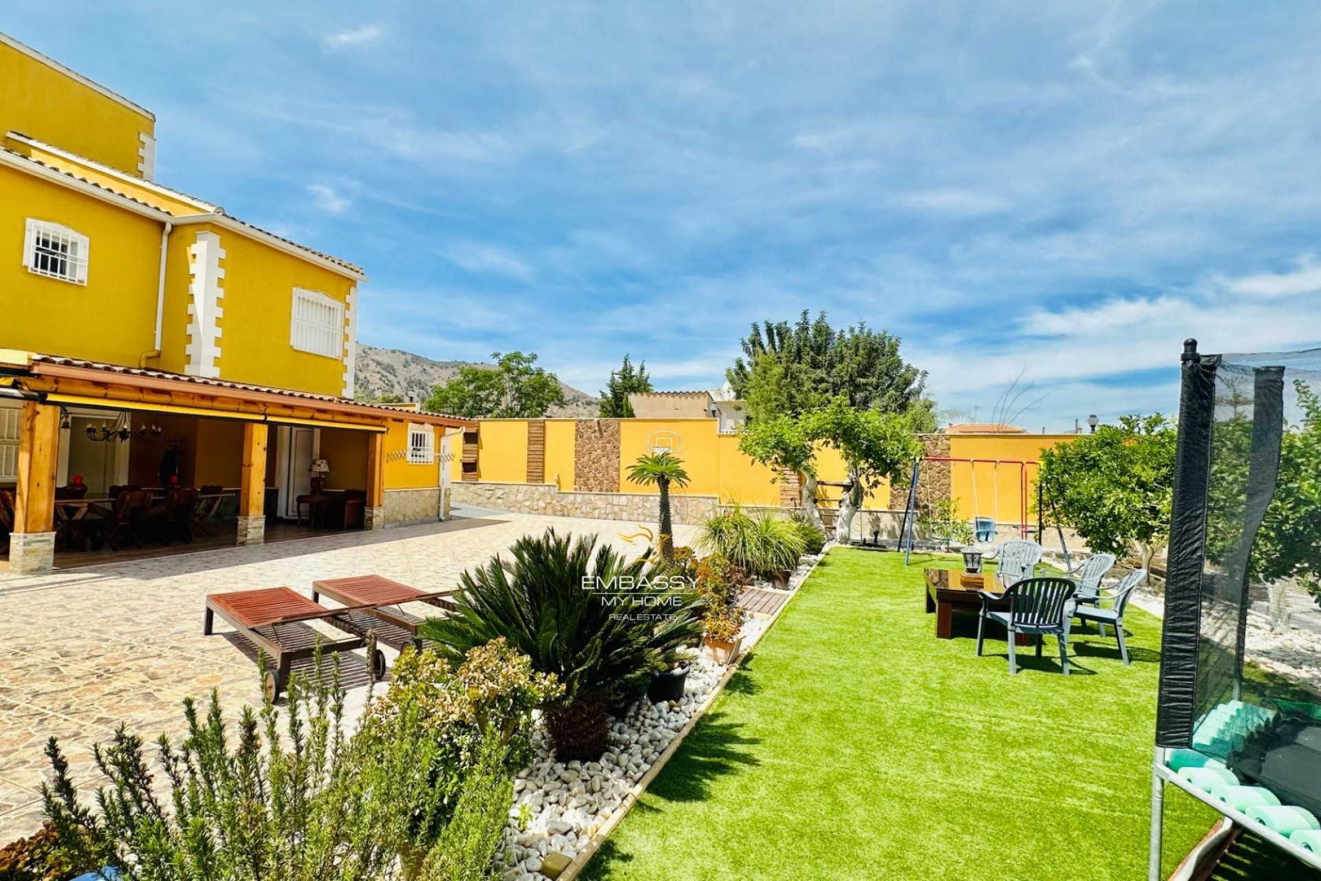 Reventa - Villa -
Orihuela - Urb. Montepinar