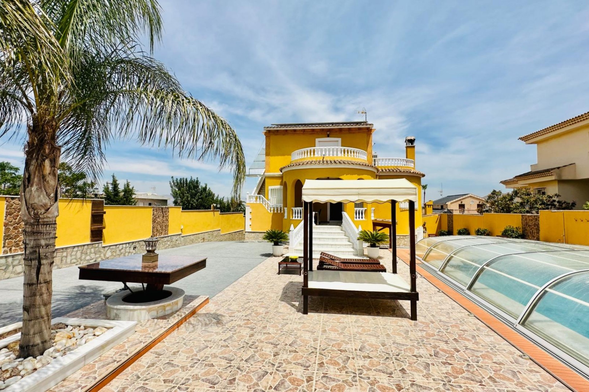 Reventa - Villa -
Orihuela - Urb. Montepinar